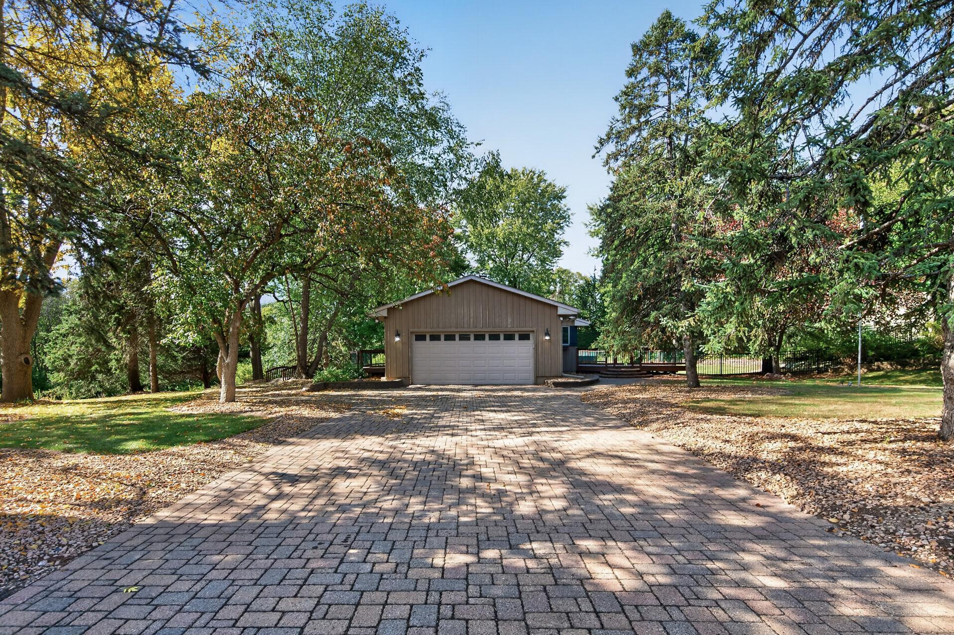 View of Residential at 12760 Roberts Drive, Eden Prairie MN 55346, Eden Prairie (51 of 52) - Mike Wilen | Minnesota Team Real Estate