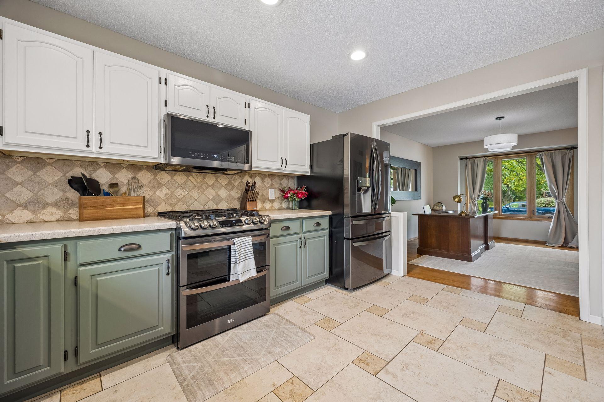 View of Residential at 8860 Everest Lane, Maple Grove MN 55311, Maple Grove (17 of 56) - Mike Wilen | Minnesota Team Real Estate