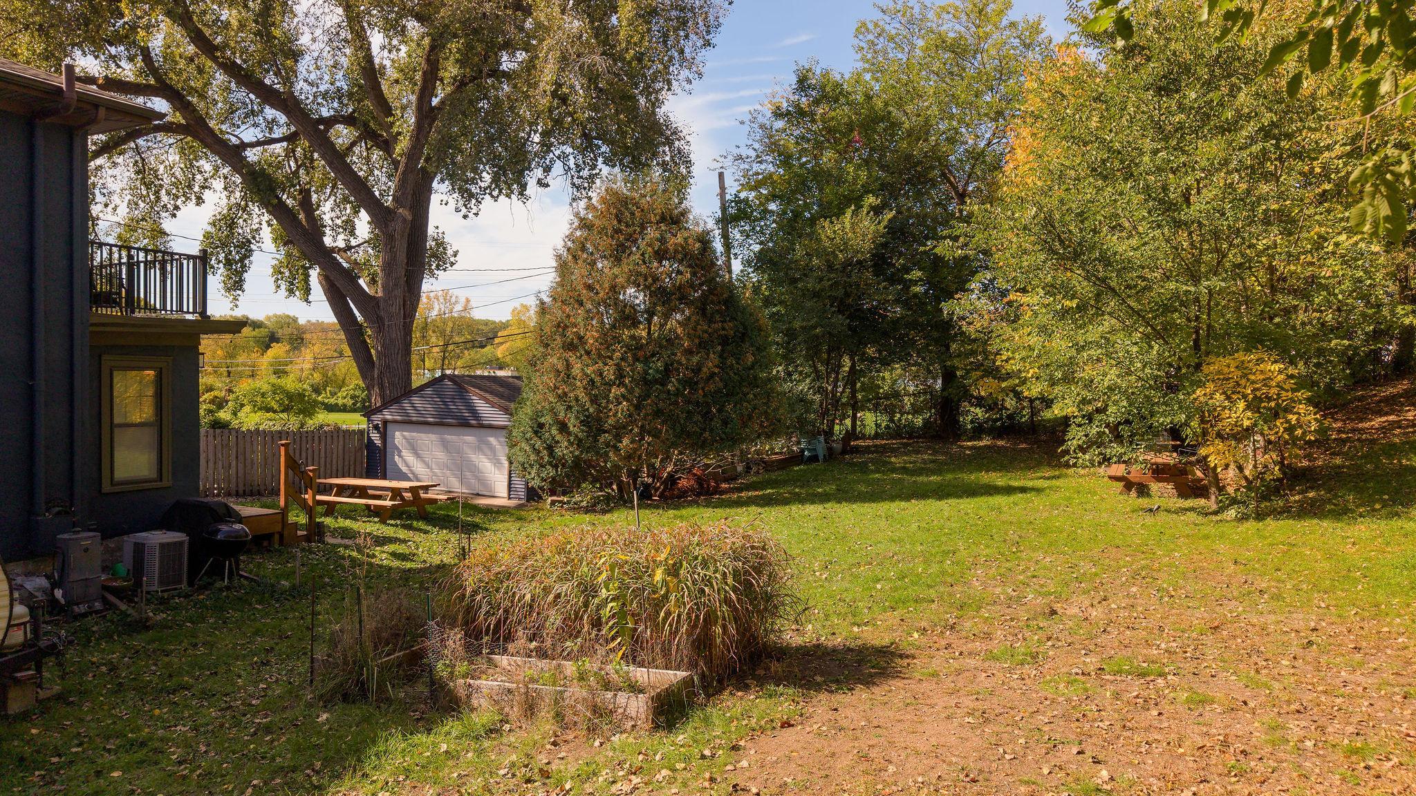 View of Residential at 285 Queen Avenue, Minneapolis MN 55405, Minneapolis (55 of 83) - Mike Wilen | Minnesota Team Real Estate