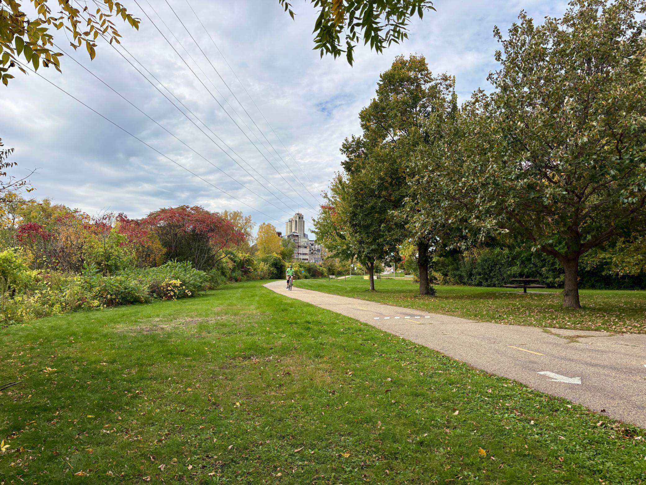 View of Residential at 285 Queen Avenue, Minneapolis MN 55405, Minneapolis (82 of 83) - Mike Wilen | Minnesota Team Real Estate