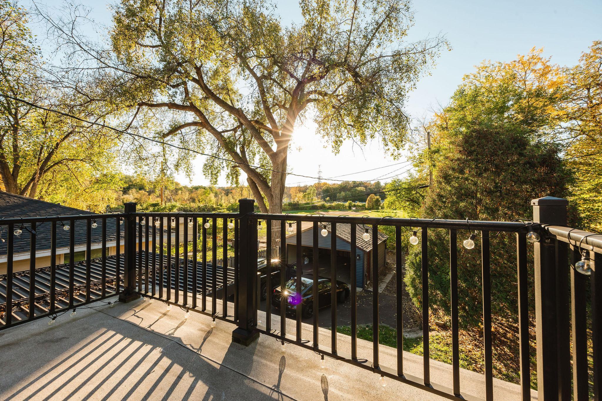 View of Residential at 285 Queen Avenue, Minneapolis MN 55405, Minneapolis (41 of 83) - Mike Wilen | Minnesota Team Real Estate
