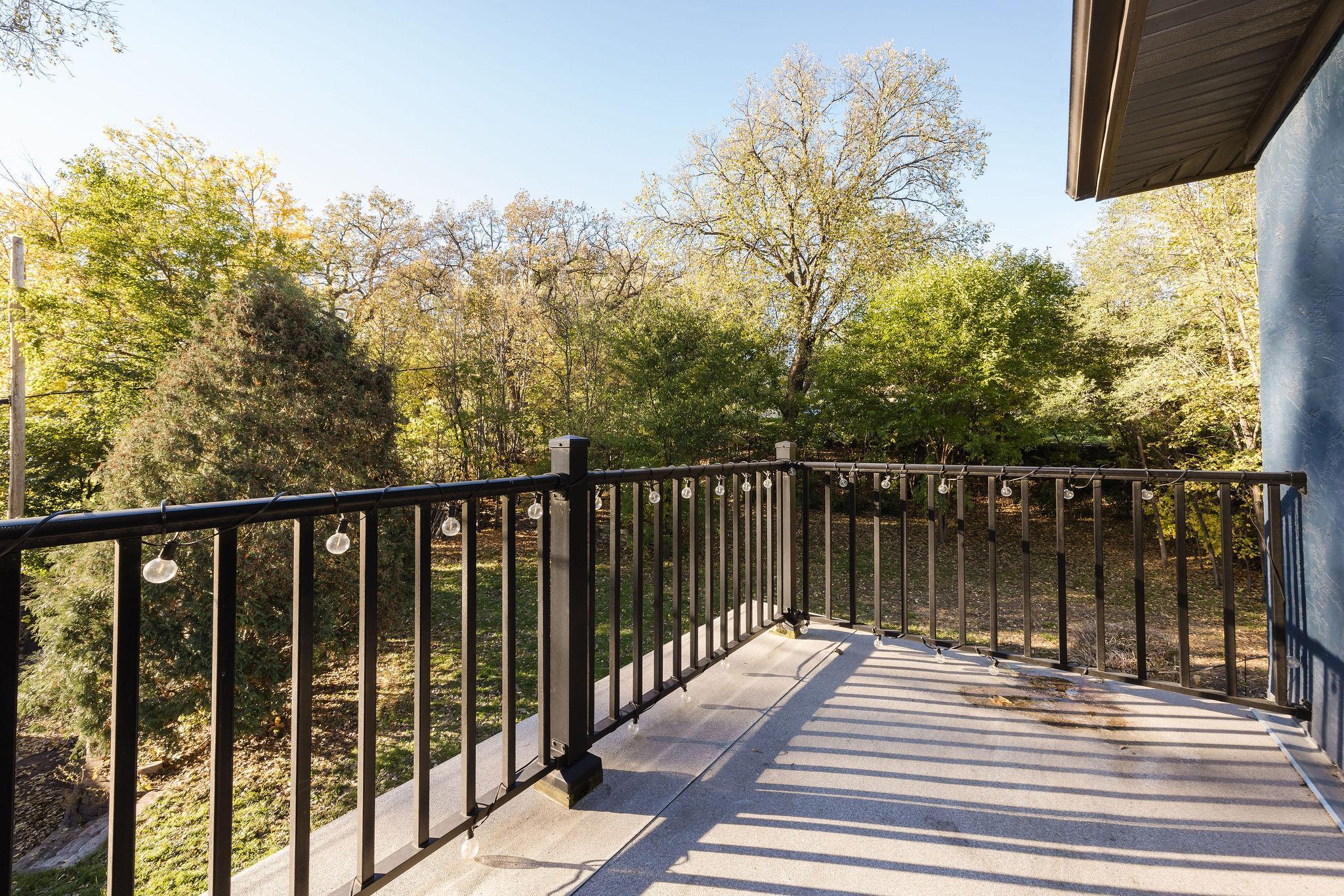 View of Residential at 285 Queen Avenue, Minneapolis MN 55405, Minneapolis (39 of 83) - Mike Wilen | Minnesota Team Real Estate