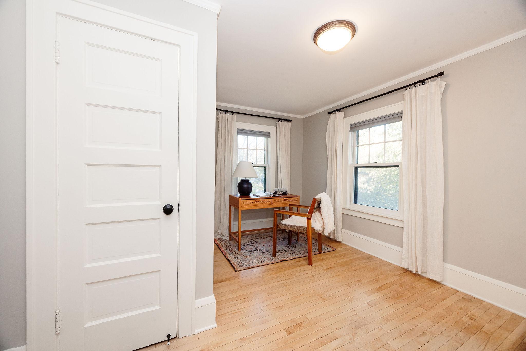 View of Residential at 285 Queen Avenue, Minneapolis MN 55405, Minneapolis (46 of 83) - Mike Wilen | Minnesota Team Real Estate