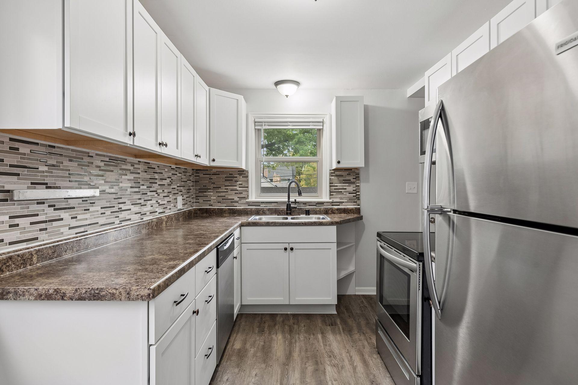 View of Residential at 6001 Thomas Avenue, Minneapolis MN 55410, Minneapolis (8 of 31) - Mike Wilen | Minnesota Team Real Estate