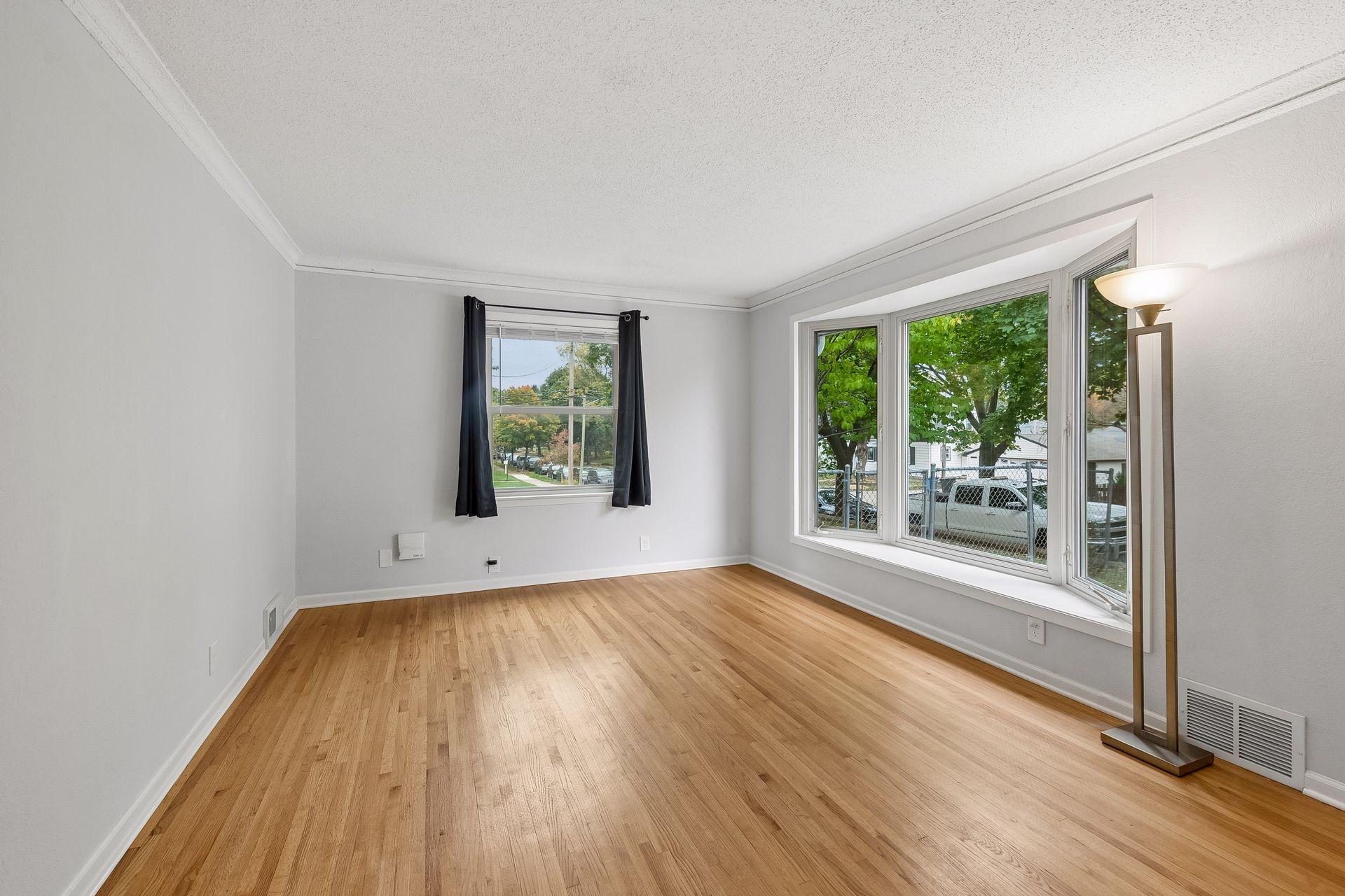 View of Residential at 6001 Thomas Avenue, Minneapolis MN 55410, Minneapolis (5 of 31) - Mike Wilen | Minnesota Team Real Estate