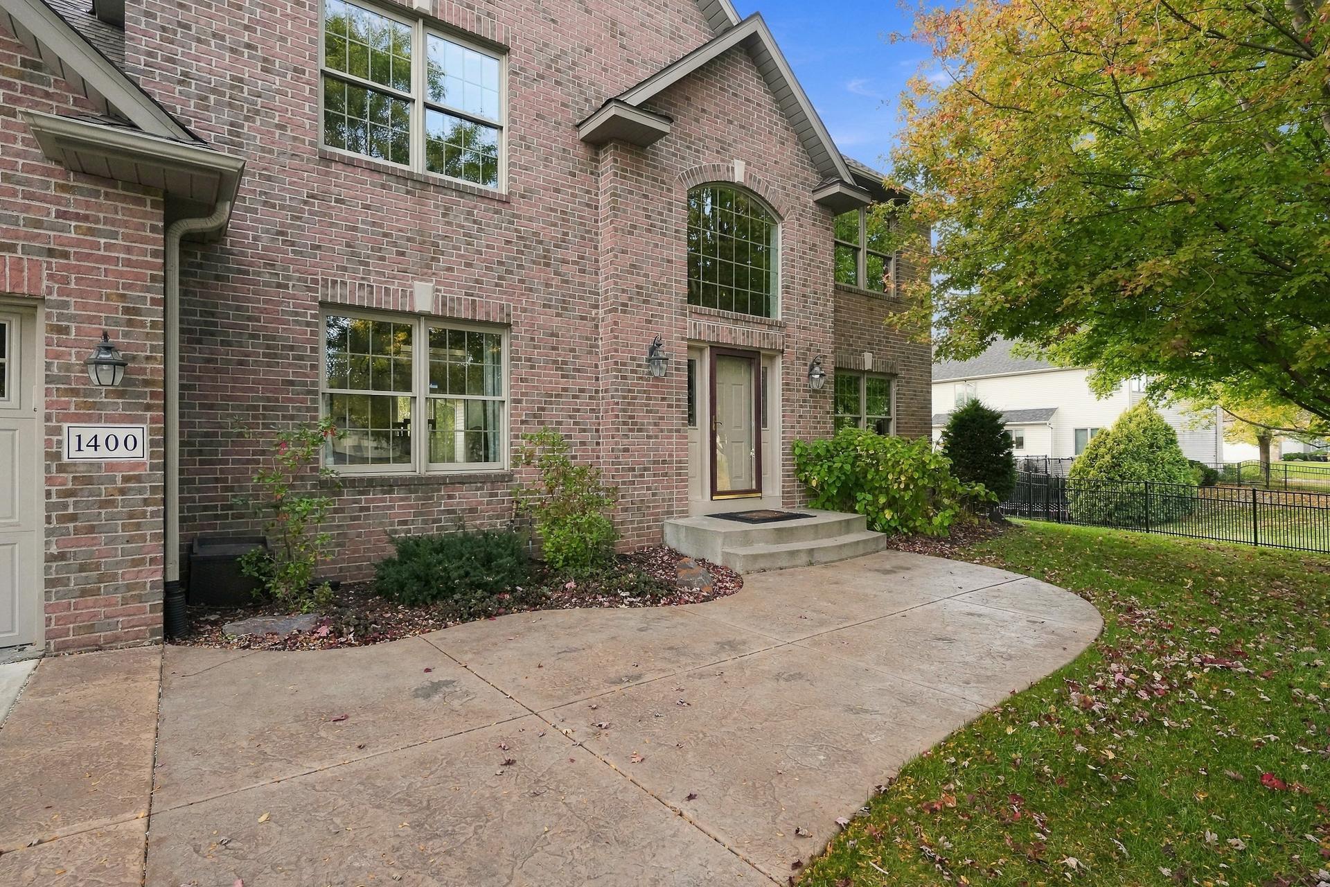 View of Residential at 1400 Larkspur Drive, Woodbury MN 55129, Woodbury (6 of 88) - Mike Wilen | Minnesota Team Real Estate