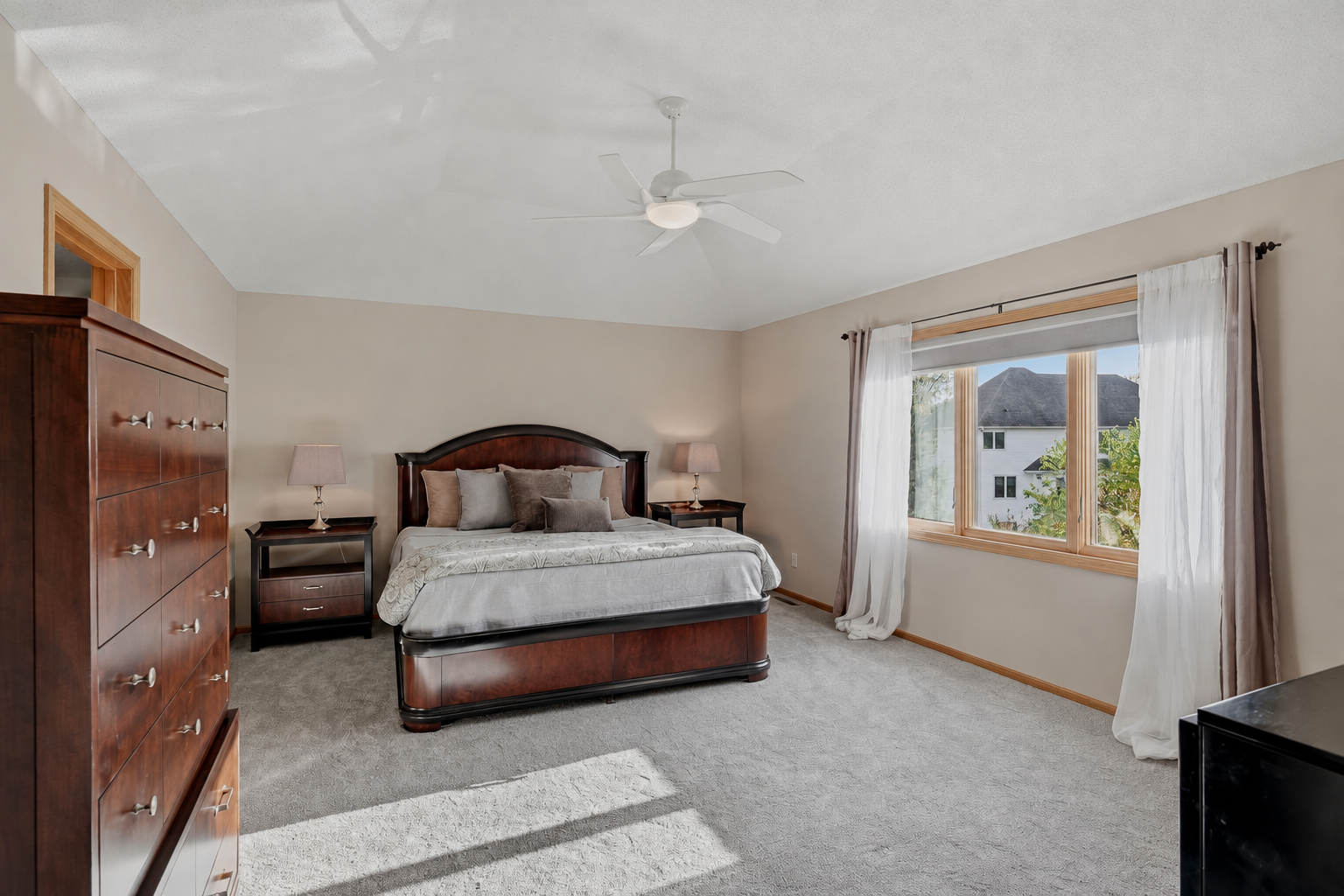 View of Residential at 1400 Larkspur Drive, Woodbury MN 55129, Woodbury (47 of 88) - Mike Wilen | Minnesota Team Real Estate