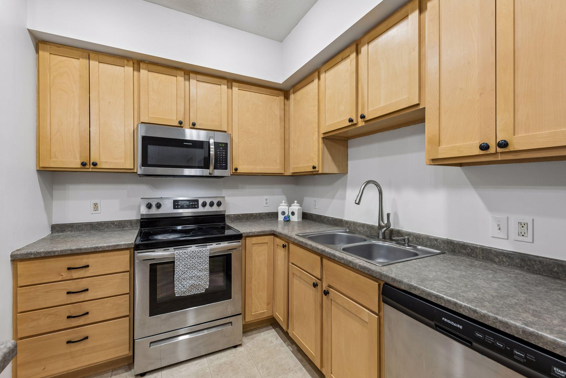 View of Residential at 2900 11th Avenue #113, Minneapolis MN 55407, Minneapolis (12 of 47) - Mike Wilen | Minnesota Team Real Estate