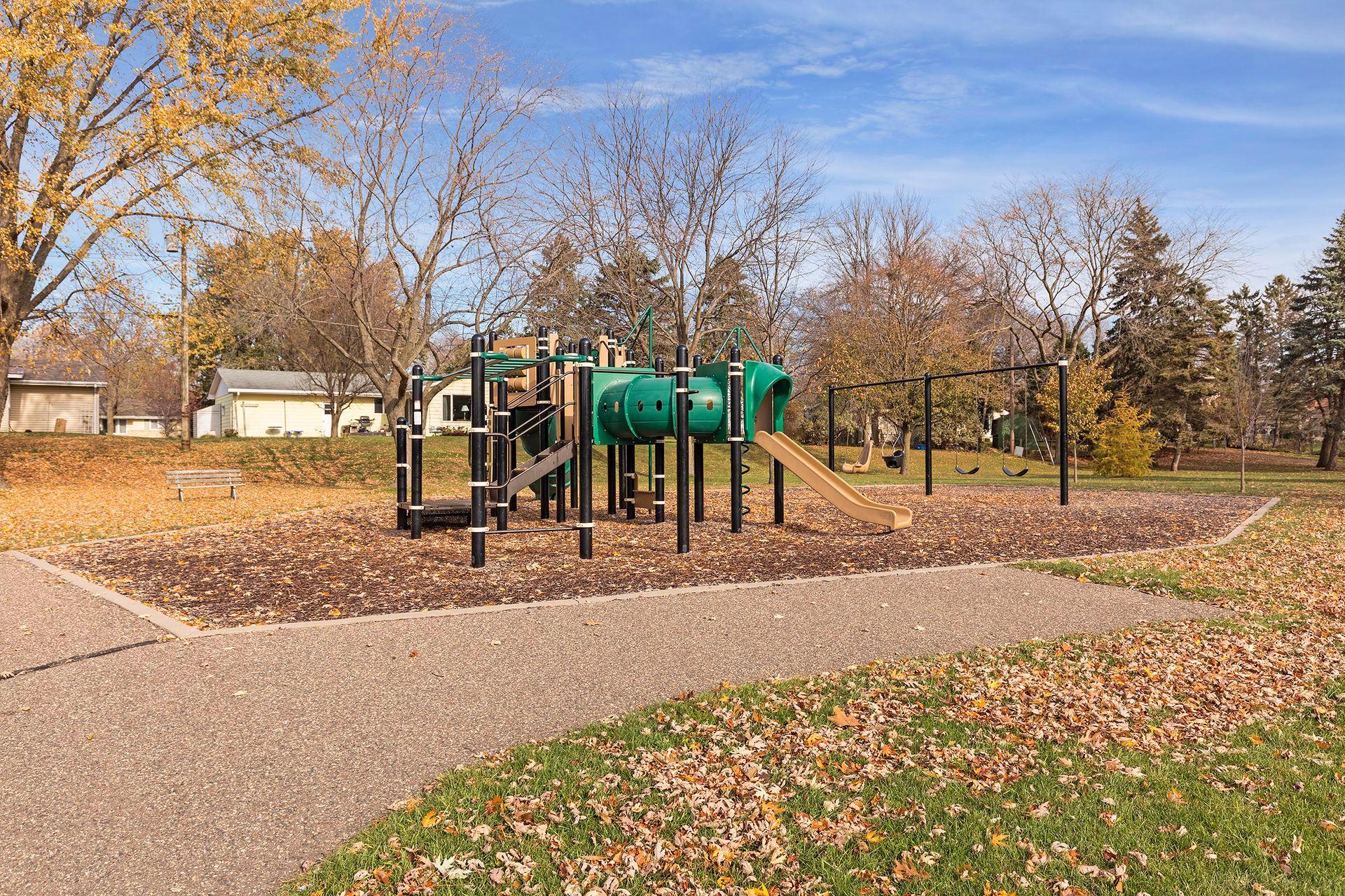 View of Residential at 670 Goodwin Avenue, Oakdale MN 55128, Oakdale (44 of 46) - Mike Wilen | Minnesota Team Real Estate