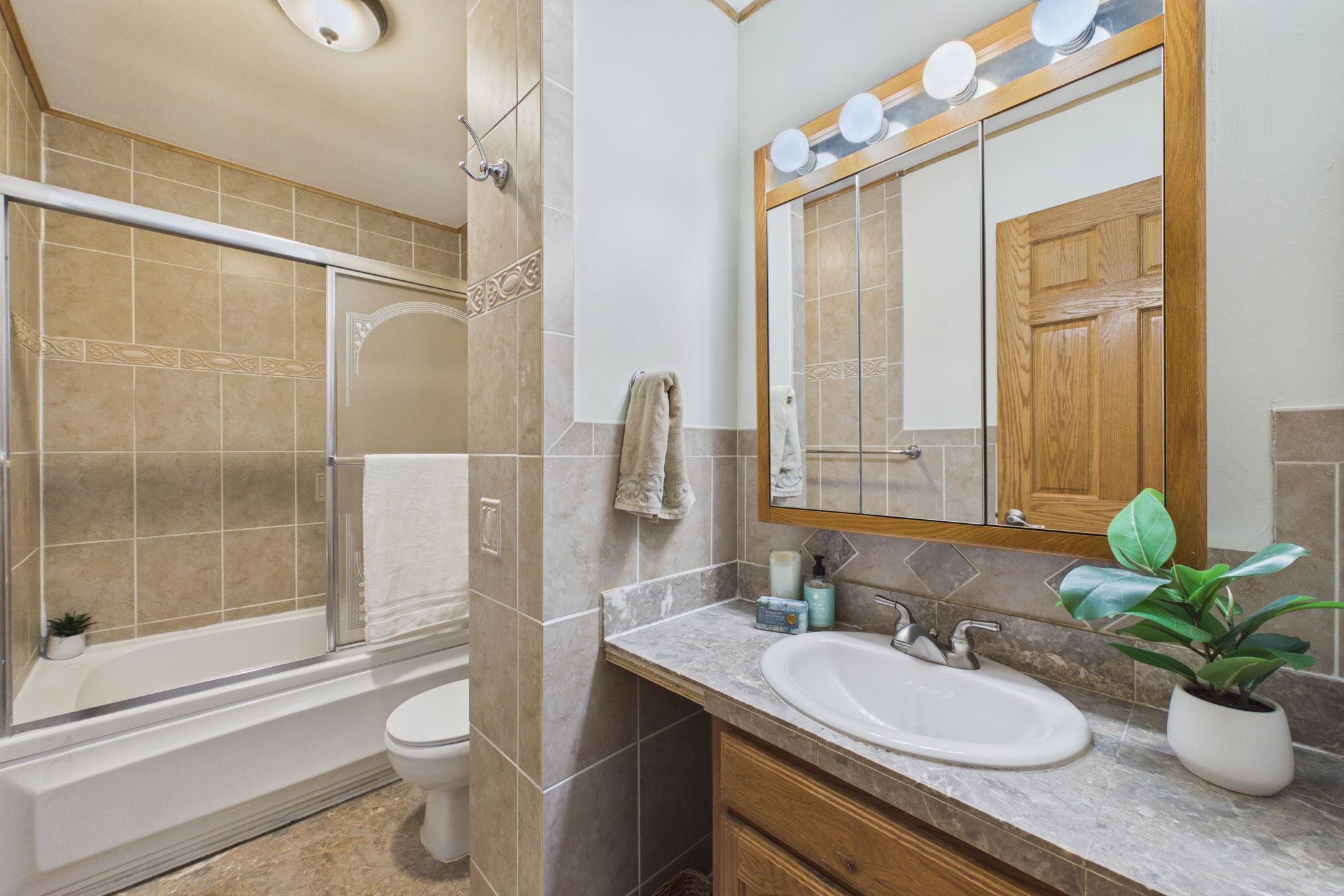 View of Residential at 246 3rd Avenue, Minneapolis MN 55413, Minneapolis (17 of 33) - Mike Wilen | Minnesota Team Real Estate