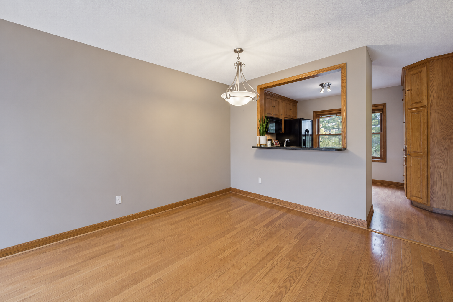 View of Residential at 246 3rd Avenue, Minneapolis MN 55413, Minneapolis (8 of 33) - Mike Wilen | Minnesota Team Real Estate