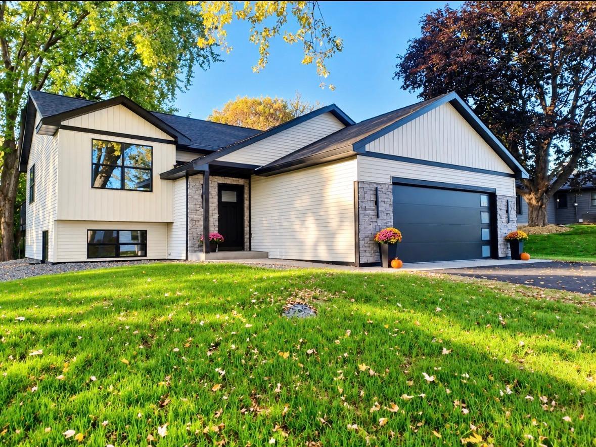View of Single Family at 15051 Upper 63rd Street North, Stillwater - Mike Wilen | Minnesota Team Real Estate
