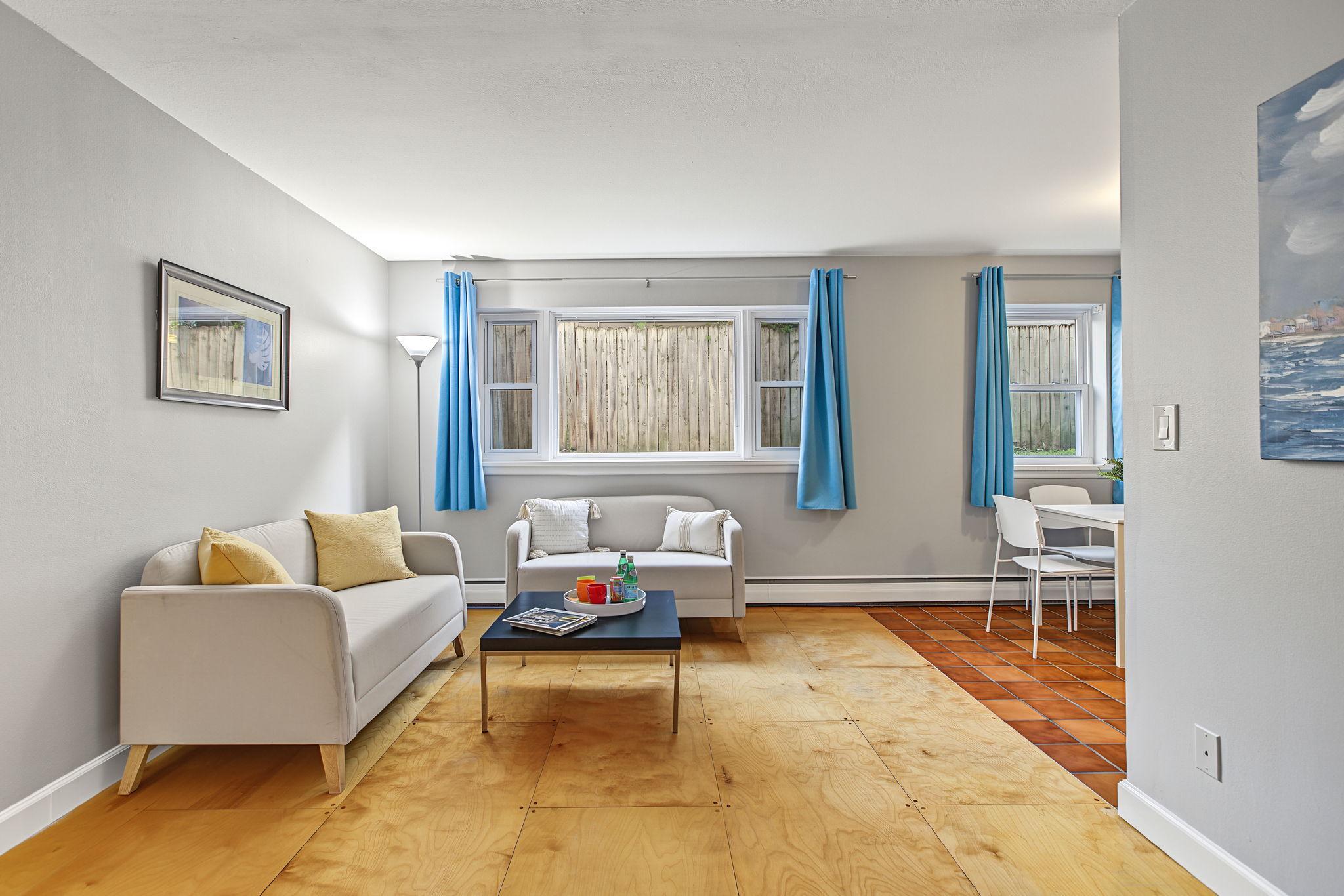 View of Residential at 2747 Dupont Avenue #101, Minneapolis MN 55408, Minneapolis (11 of 20) - Mike Wilen | Minnesota Team Real Estate