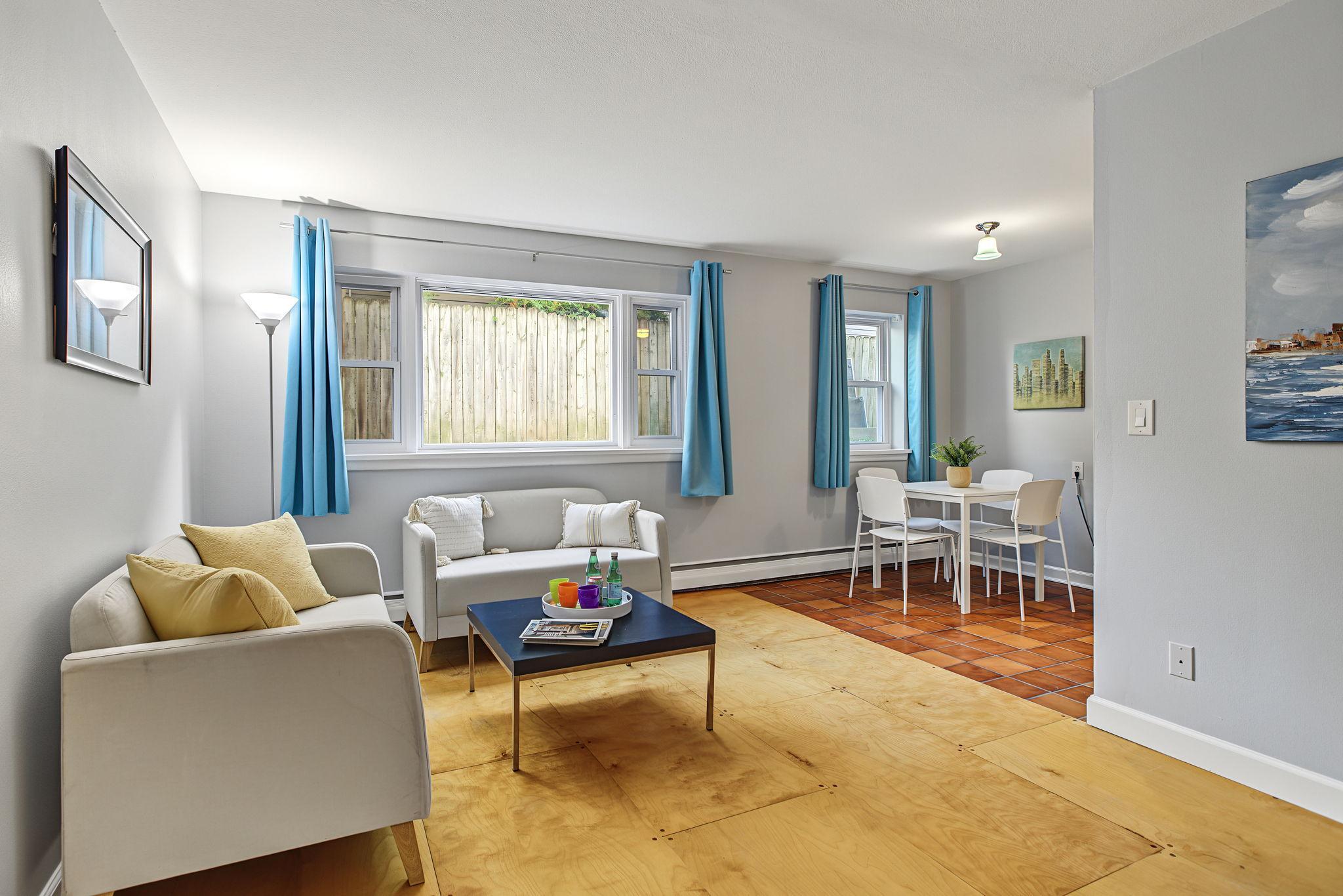 View of (CC) Low Rise (3- Levels) at 2747 Dupont Avenue, Minneapolis - Mike Wilen | Minnesota Team Real Estate