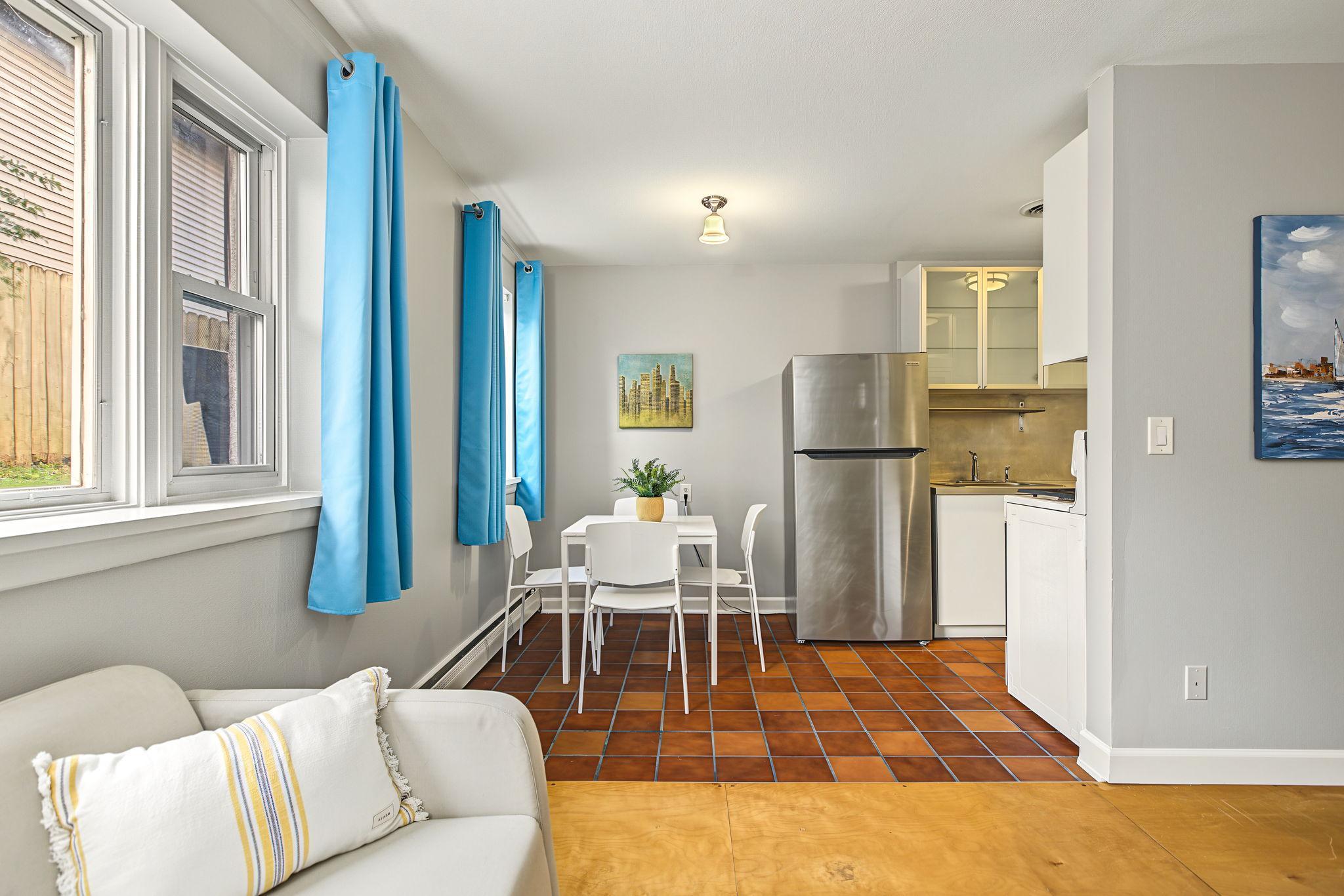 View of Residential at 2747 Dupont Avenue #101, Minneapolis MN 55408, Minneapolis (8 of 20) - Mike Wilen | Minnesota Team Real Estate
