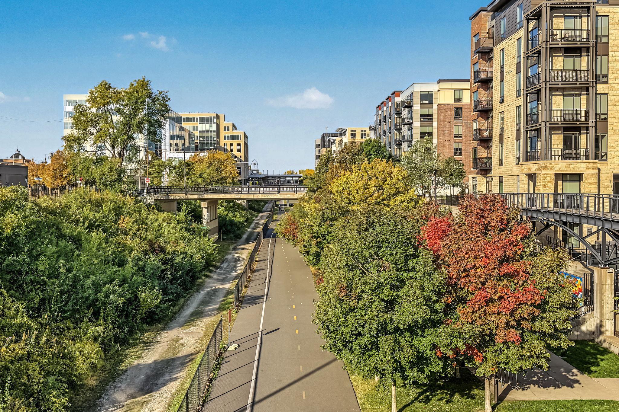 View of Residential at 2747 Dupont Avenue #101, Minneapolis MN 55408, Minneapolis (7 of 20) - Mike Wilen | Minnesota Team Real Estate