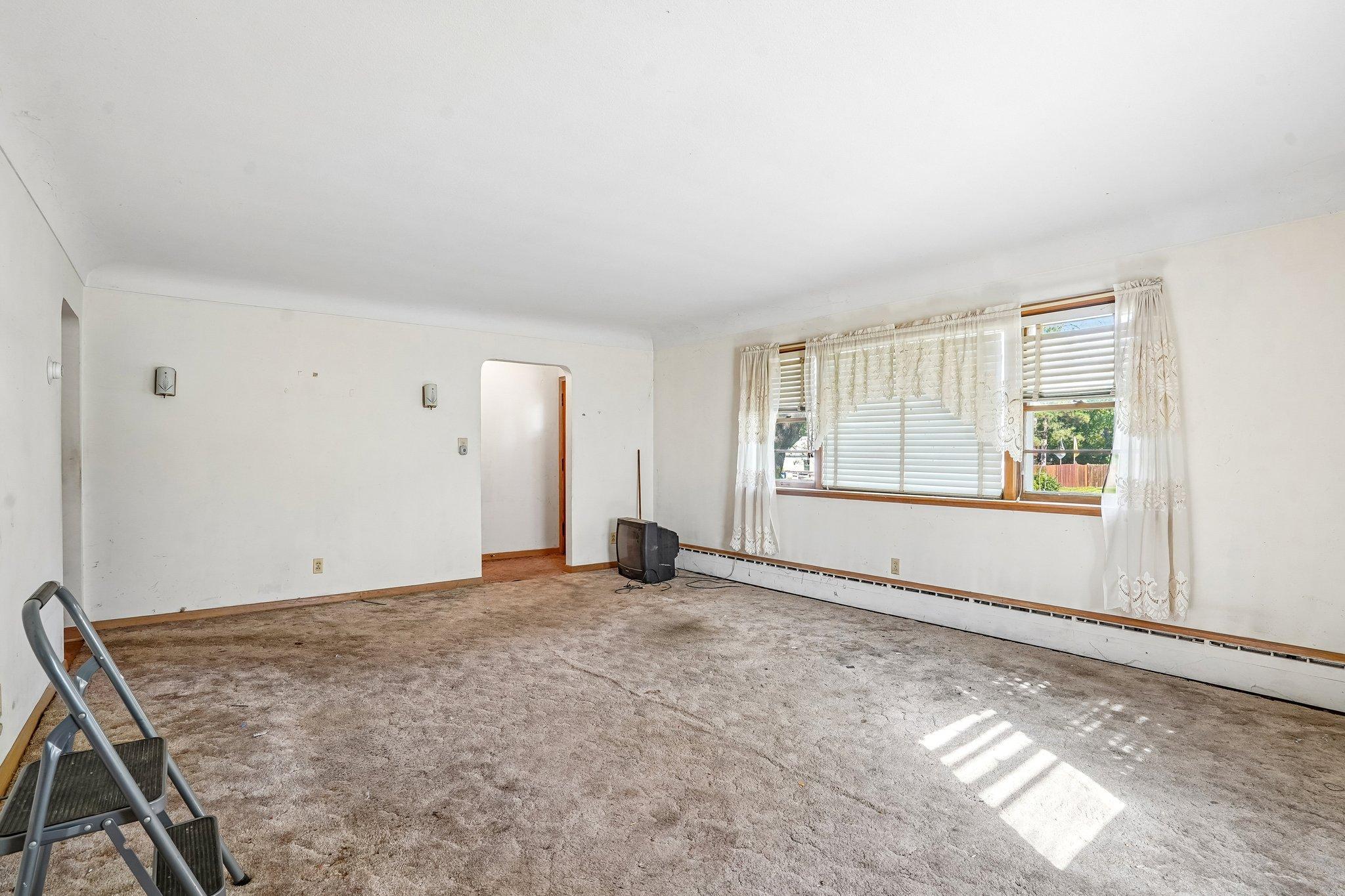 View of Residential at 10054 Nicollet Avenue, Bloomington MN 55420, Bloomington (5 of 28) - Mike Wilen | Minnesota Team Real Estate