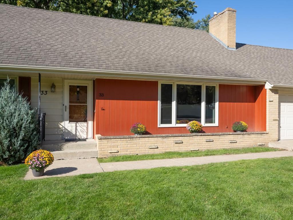 View of Residential at 33 Hilltop Lane, Saint Paul MN 55116, Saint Paul (3 of 32) - Mike Wilen | Minnesota Team Real Estate