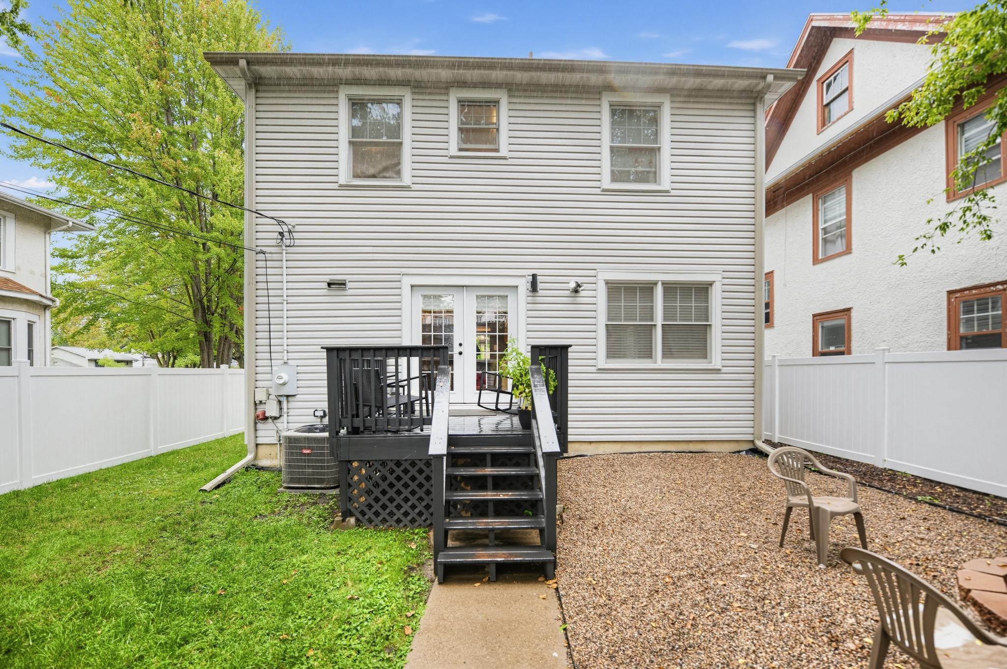 View of Residential at 1115 Newton Avenue, Minneapolis MN 55411, Minneapolis (33 of 38) - Mike Wilen | Minnesota Team Real Estate
