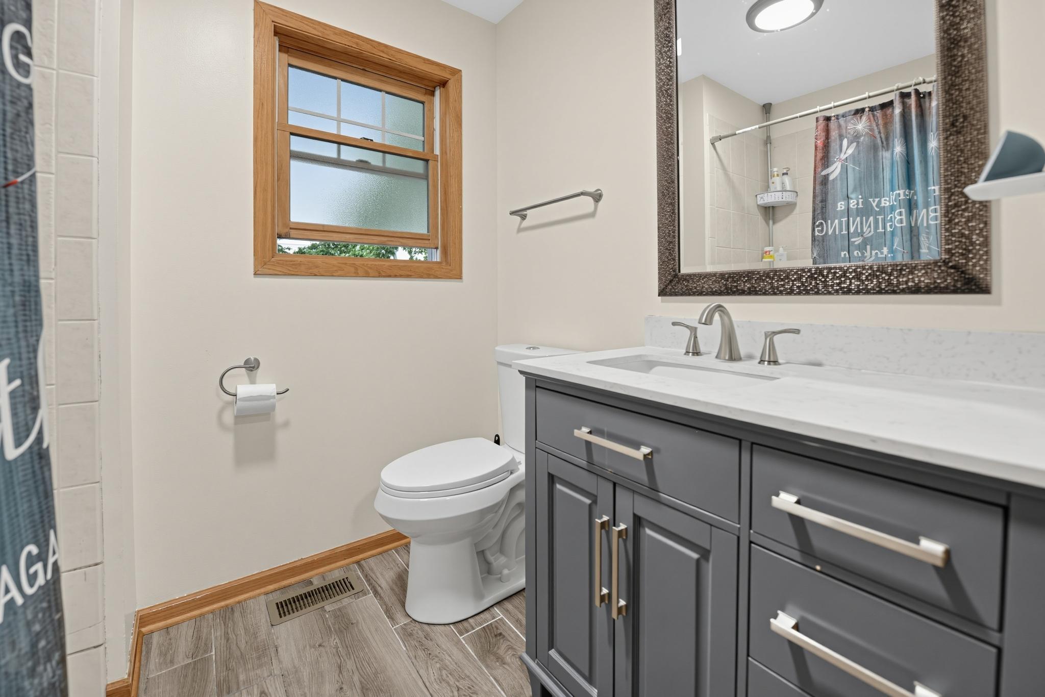 View of Residential at 1115 Newton Avenue, Minneapolis MN 55411, Minneapolis (27 of 38) - Mike Wilen | Minnesota Team Real Estate
