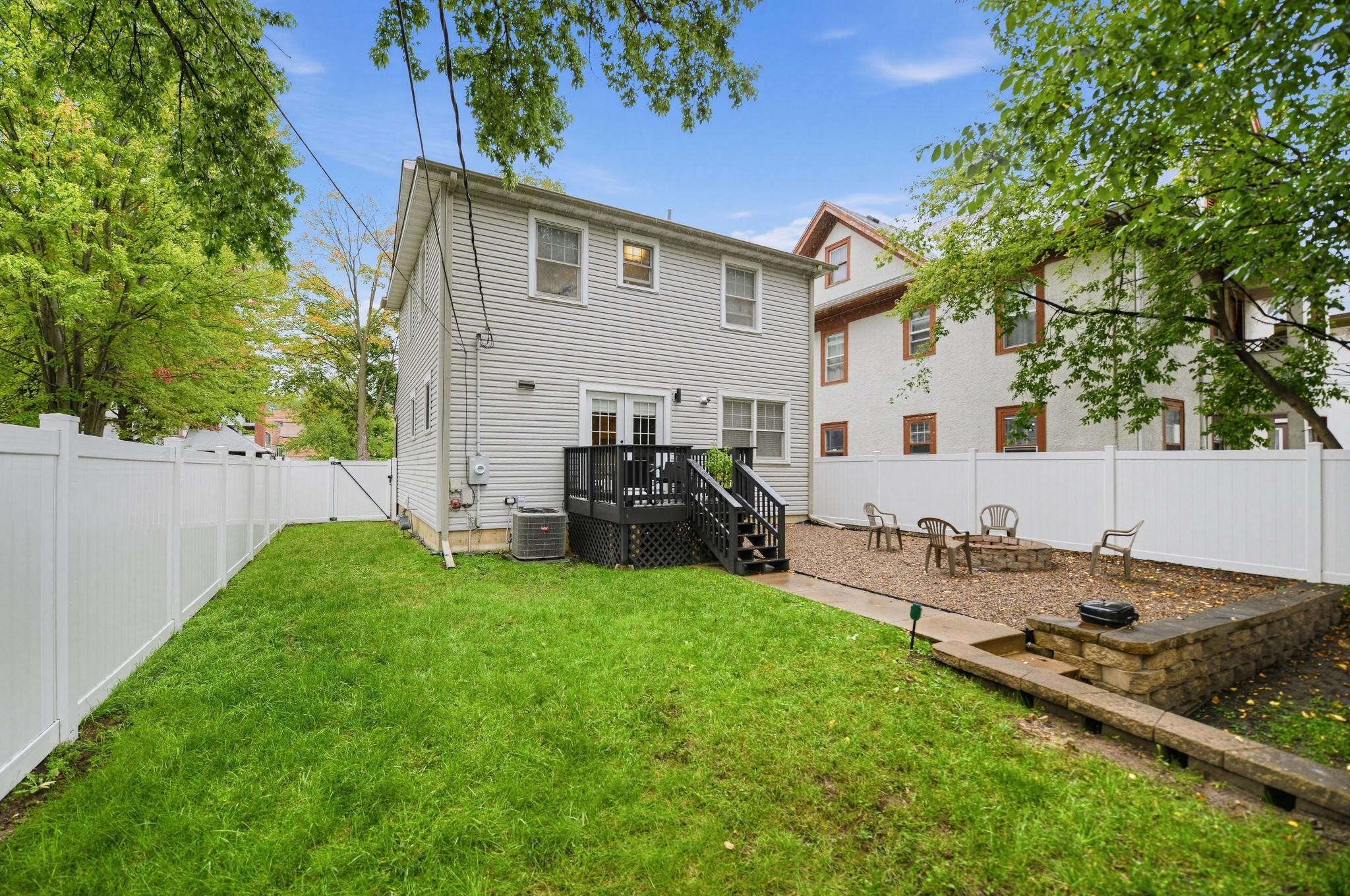 View of Residential at 1115 Newton Avenue, Minneapolis MN 55411, Minneapolis (34 of 38) - Mike Wilen | Minnesota Team Real Estate