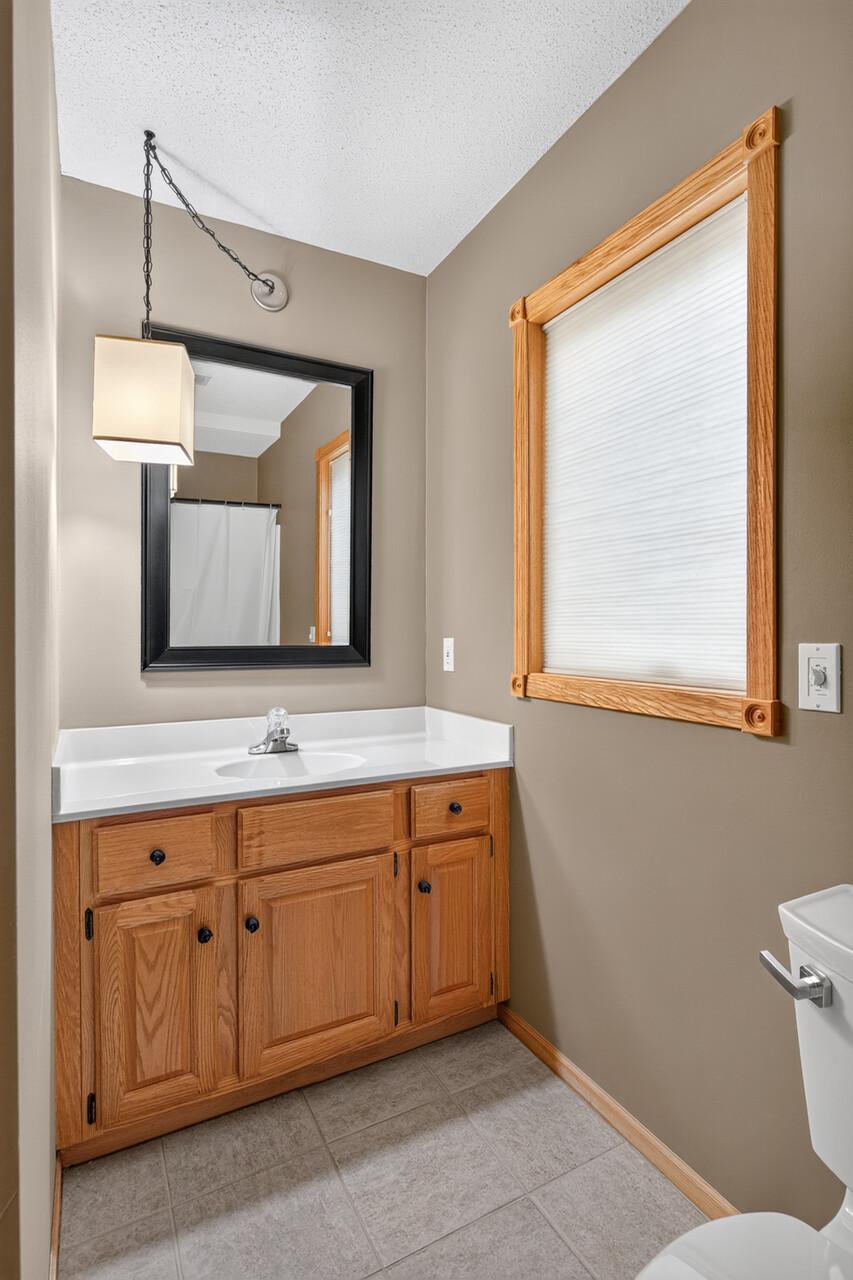 View of Residential at 6585 Promontory Drive, Eden Prairie MN 55346, Eden Prairie (23 of 47) - Mike Wilen | Minnesota Team Real Estate