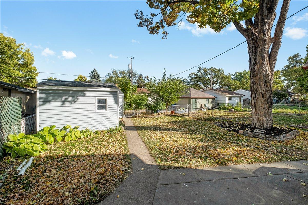 View of Residential at 2909 41st Avenue, Minneapolis MN 55406, Minneapolis (36 of 37) - Mike Wilen | Minnesota Team Real Estate
