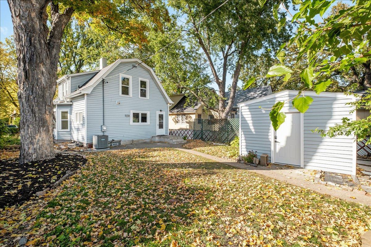 View of Residential at 2909 41st Avenue, Minneapolis MN 55406, Minneapolis (35 of 37) - Mike Wilen | Minnesota Team Real Estate