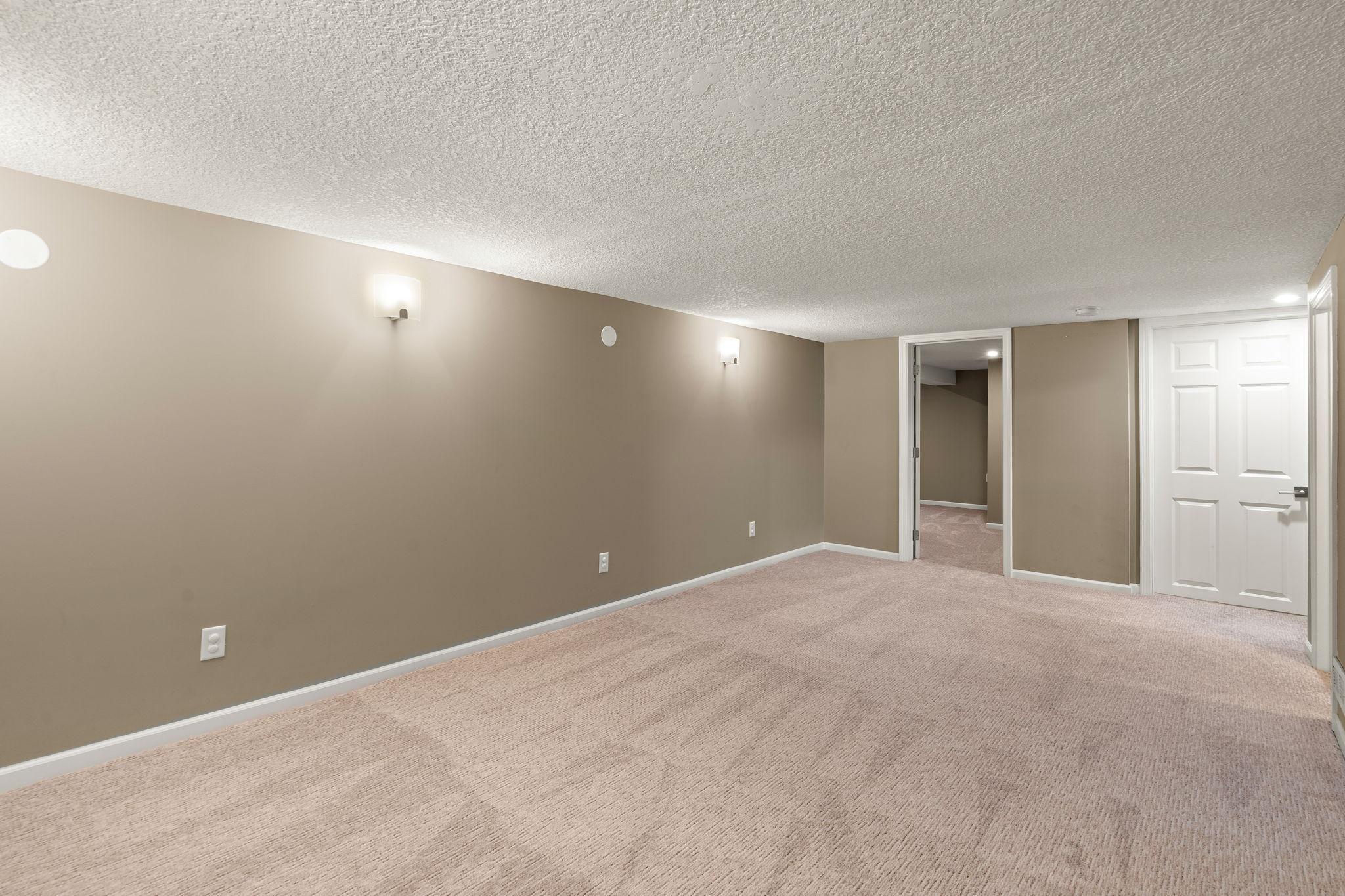 View of Residential at 1474 Hampshire Avenue, Saint Louis Park MN 55426, Saint Louis Park (11 of 21) - Mike Wilen | Minnesota Team Real Estate