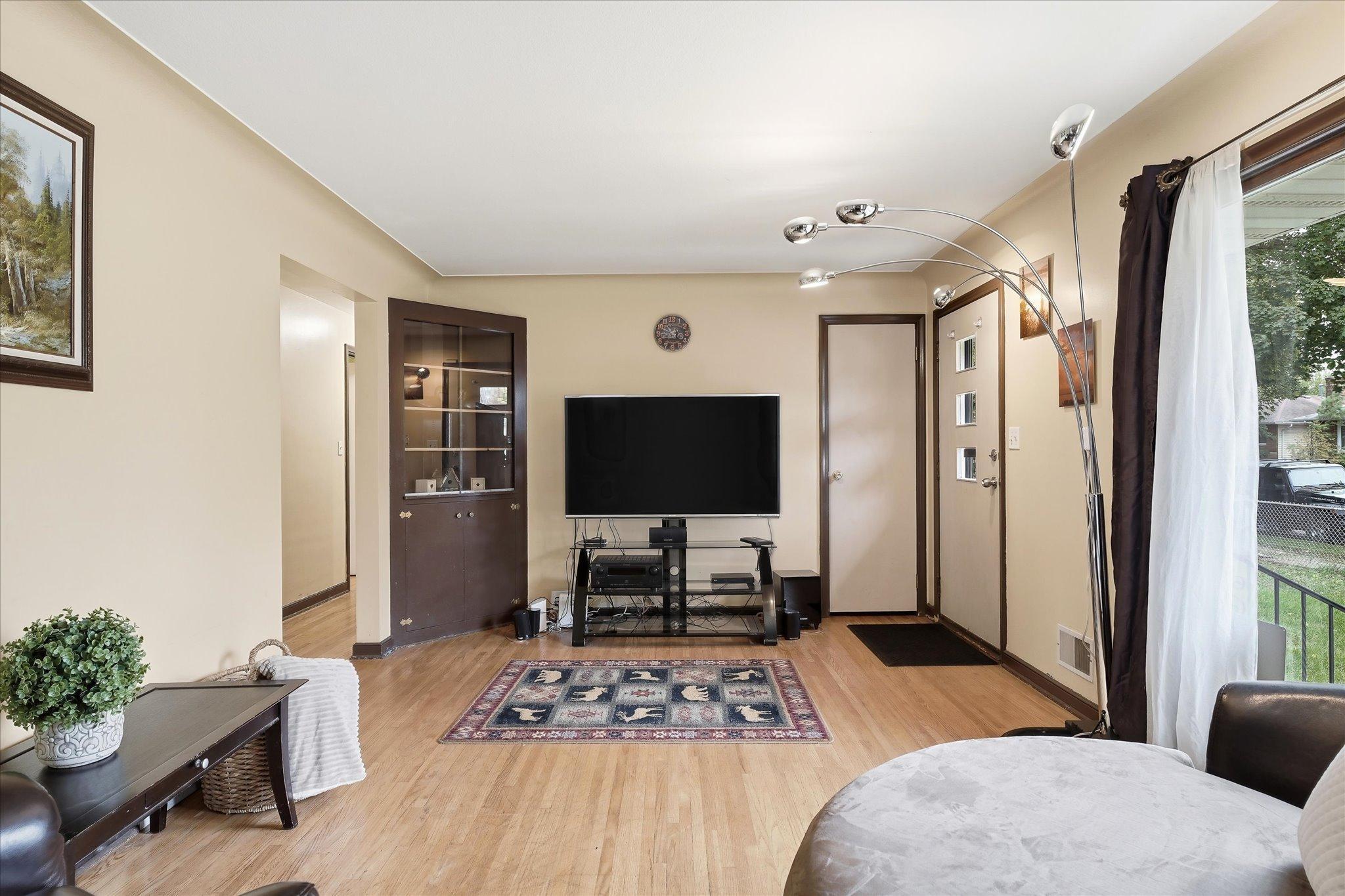 View of Residential at 4840 6th Street, Minneapolis MN 55430, Minneapolis (10 of 55) - Mike Wilen | Minnesota Team Real Estate