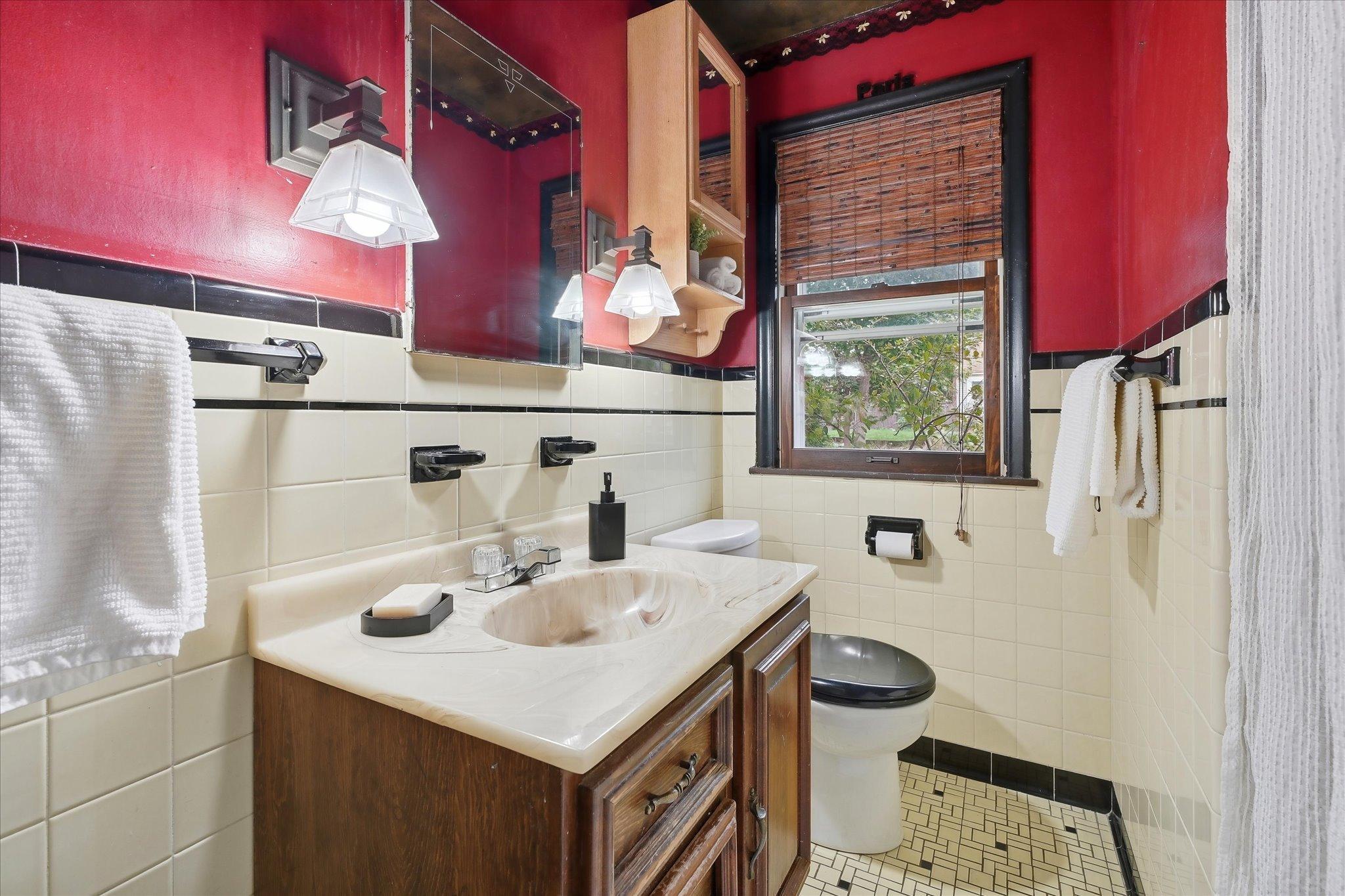 View of Residential at 4840 6th Street, Minneapolis MN 55430, Minneapolis (23 of 55) - Mike Wilen | Minnesota Team Real Estate