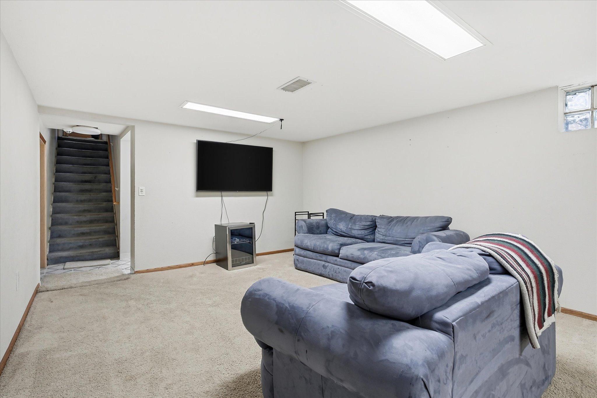 View of Residential at 4840 6th Street, Minneapolis MN 55430, Minneapolis (27 of 55) - Mike Wilen | Minnesota Team Real Estate