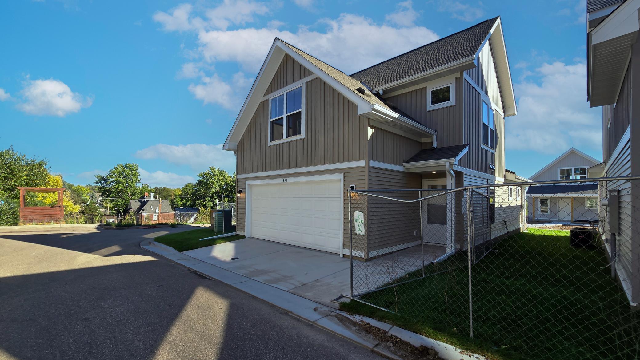 View of Residential at 430 Rivoli Drive, Saint Paul MN 55130, Saint Paul (5 of 40) - Mike Wilen | Minnesota Team Real Estate
