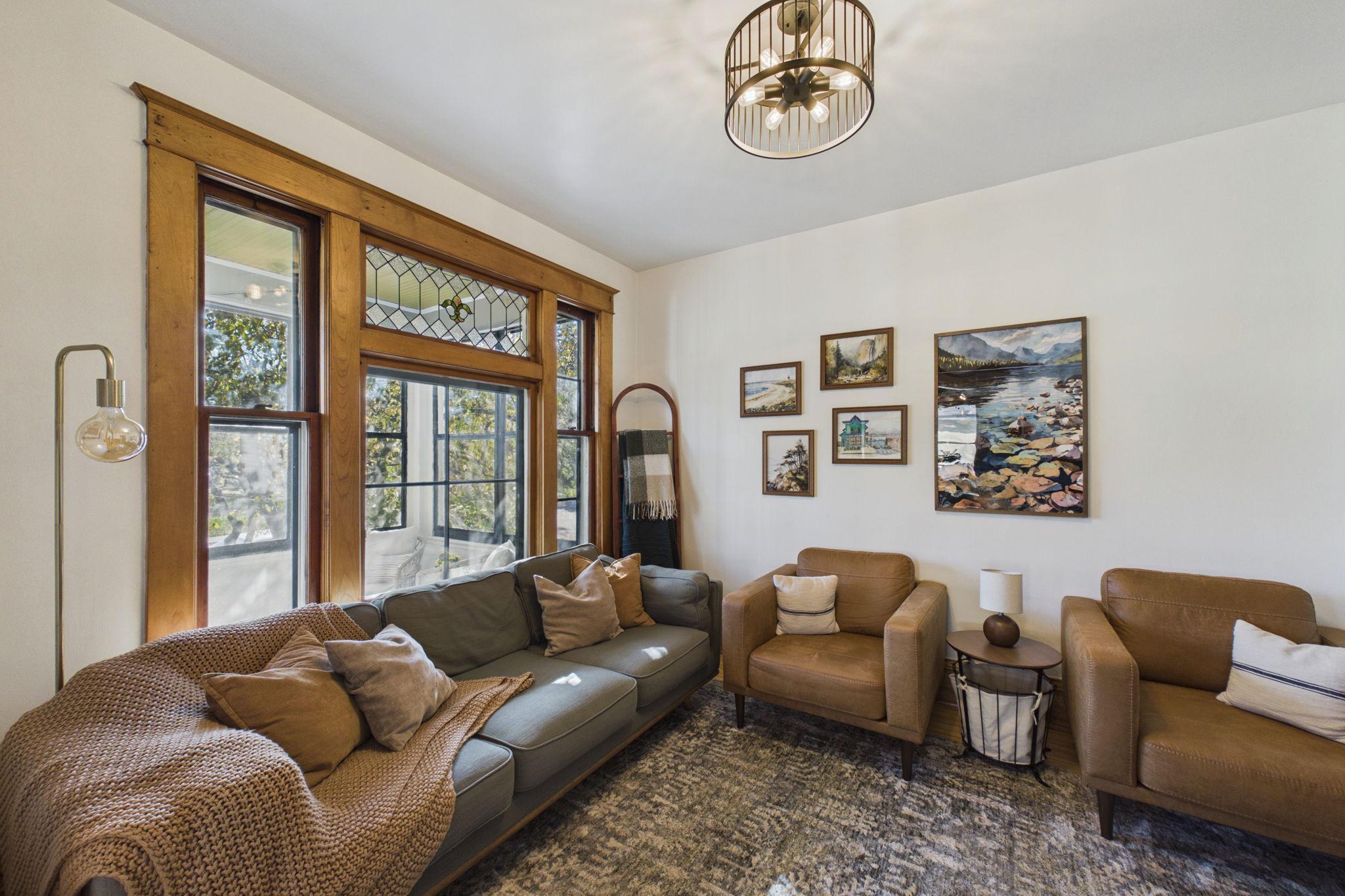 View of Residential at 725 Tuscarora Avenue, Saint Paul MN 55102, Saint Paul (4 of 29) - Mike Wilen | Minnesota Team Real Estate