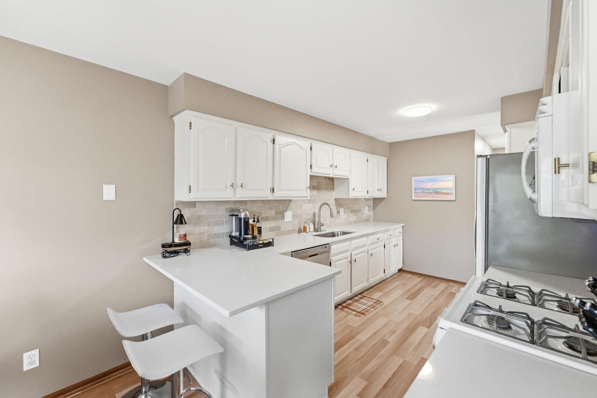 View of Residential at 4492 Clover Lane, Eagan MN 55122, Eagan (11 of 20) - Mike Wilen | Minnesota Team Real Estate