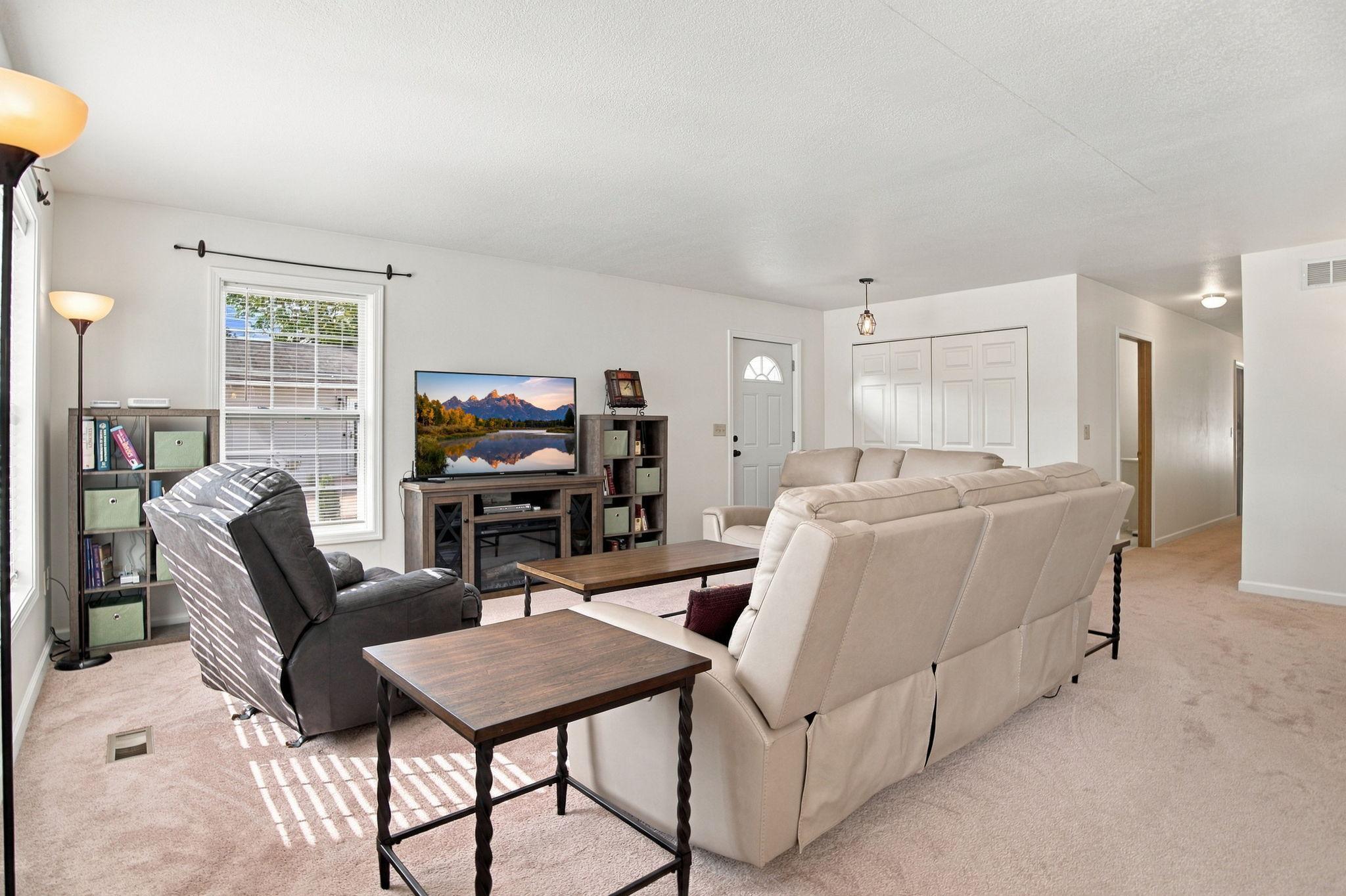 View of Residential at 1623 Highway 96, White Bear Lake MN 55110, White Bear Lake (5 of 30) - Mike Wilen | Minnesota Team Real Estate