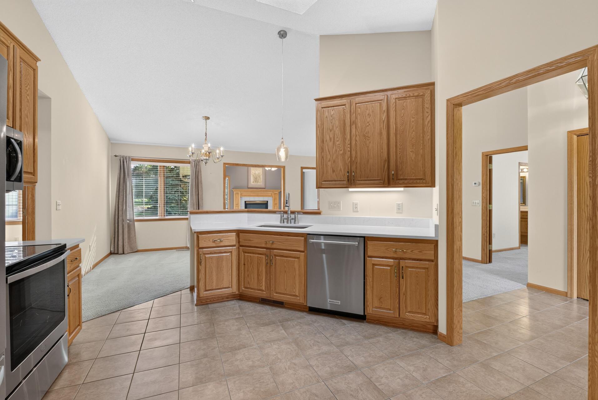 View of Residential at 3813 Impatiens Lane, Brooklyn Park MN 55443, Brooklyn Park (14 of 35) - Mike Wilen | Minnesota Team Real Estate