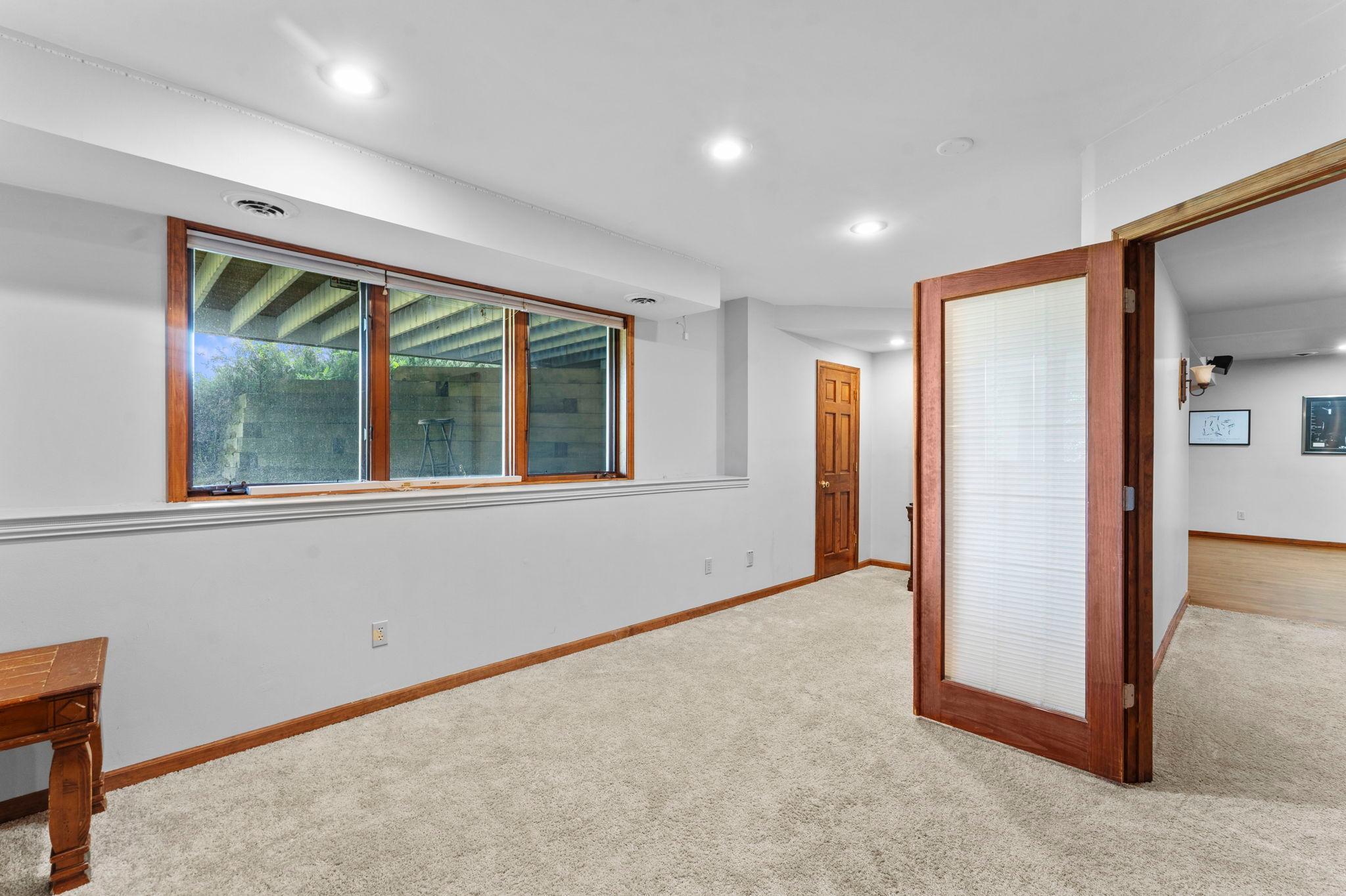 View of Residential at 9490 Wedgewood Drive, Woodbury MN 55125, Woodbury (48 of 89) - Mike Wilen | Minnesota Team Real Estate