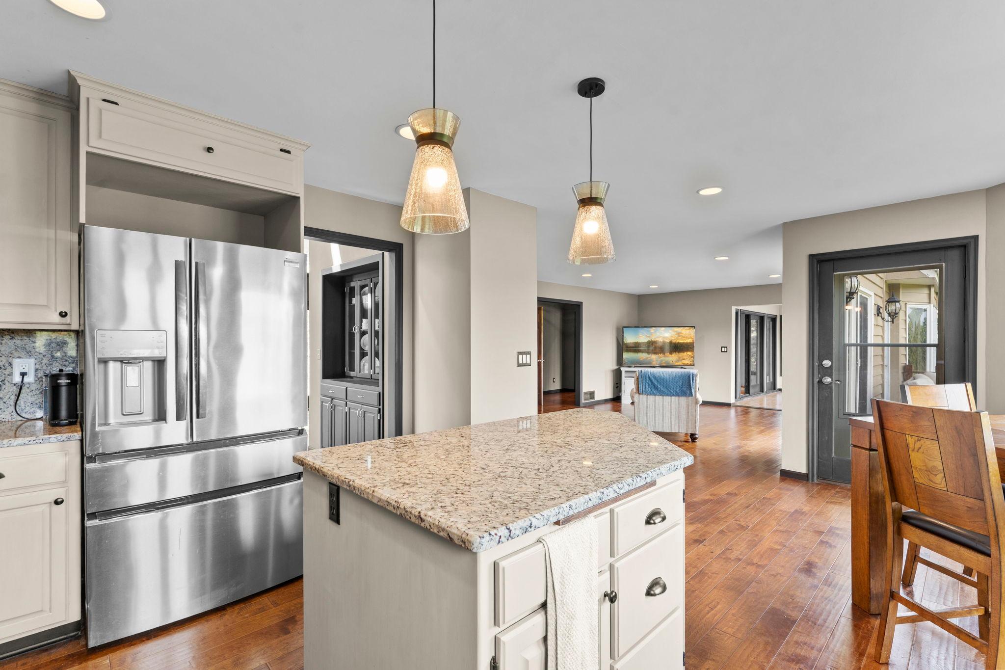 View of Residential at 9490 Wedgewood Drive, Woodbury MN 55125, Woodbury (18 of 89) - Mike Wilen | Minnesota Team Real Estate
