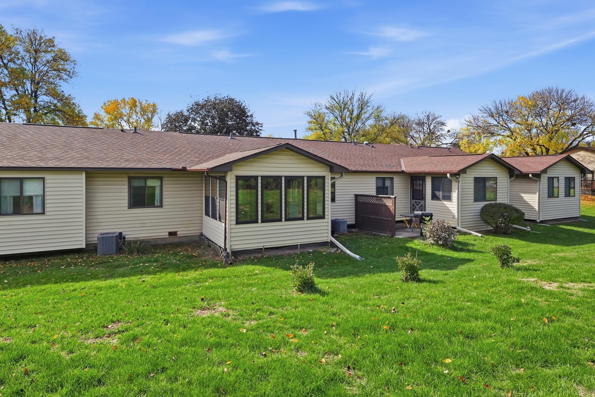 View of Residential at 14366 Glenda Drive, Apple Valley MN 55124, Apple Valley (22 of 35) - Mike Wilen | Minnesota Team Real Estate