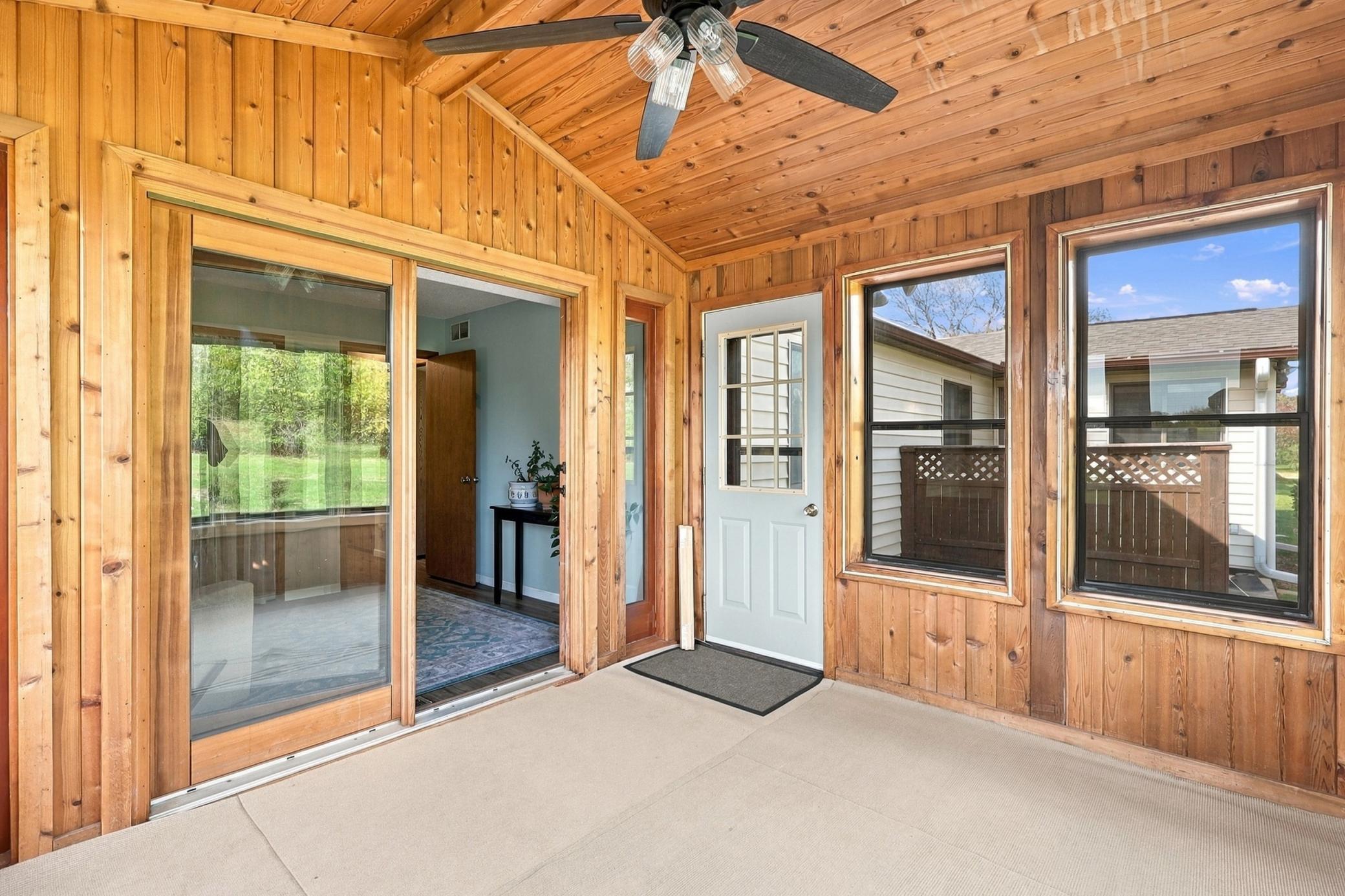 View of Residential at 14366 Glenda Drive, Apple Valley MN 55124, Apple Valley (19 of 35) - Mike Wilen | Minnesota Team Real Estate