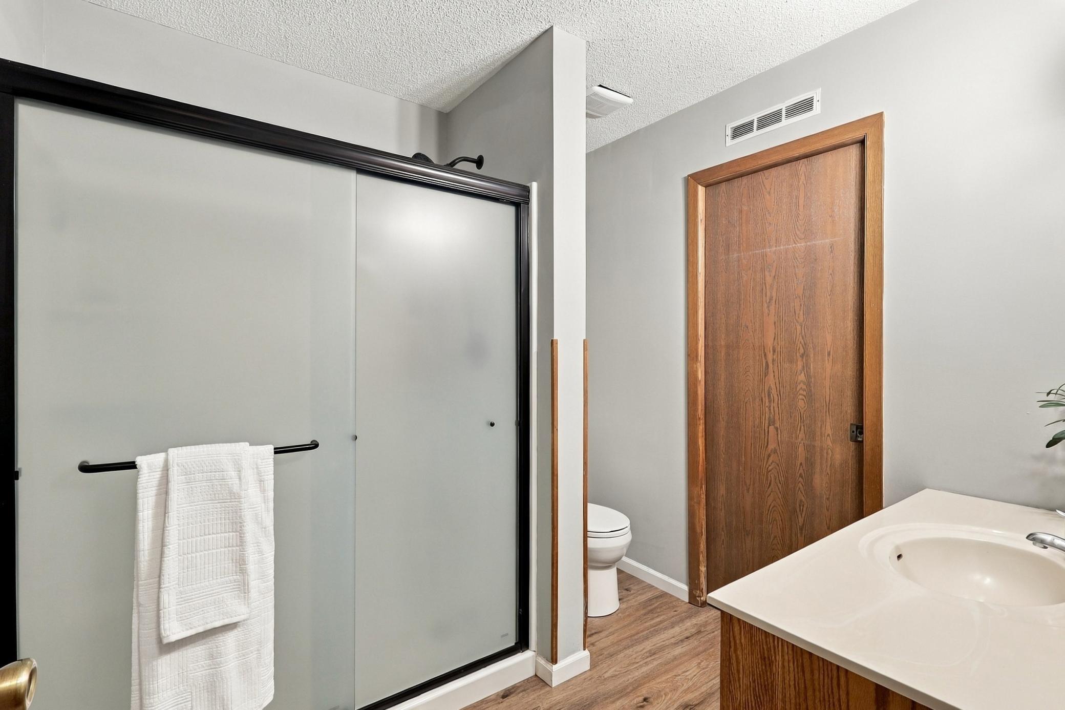 View of Residential at 14366 Glenda Drive, Apple Valley MN 55124, Apple Valley (15 of 35) - Mike Wilen | Minnesota Team Real Estate