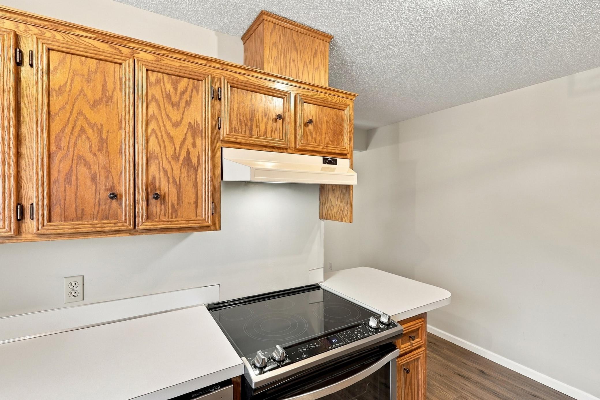 View of Residential at 14366 Glenda Drive, Apple Valley MN 55124, Apple Valley (11 of 35) - Mike Wilen | Minnesota Team Real Estate