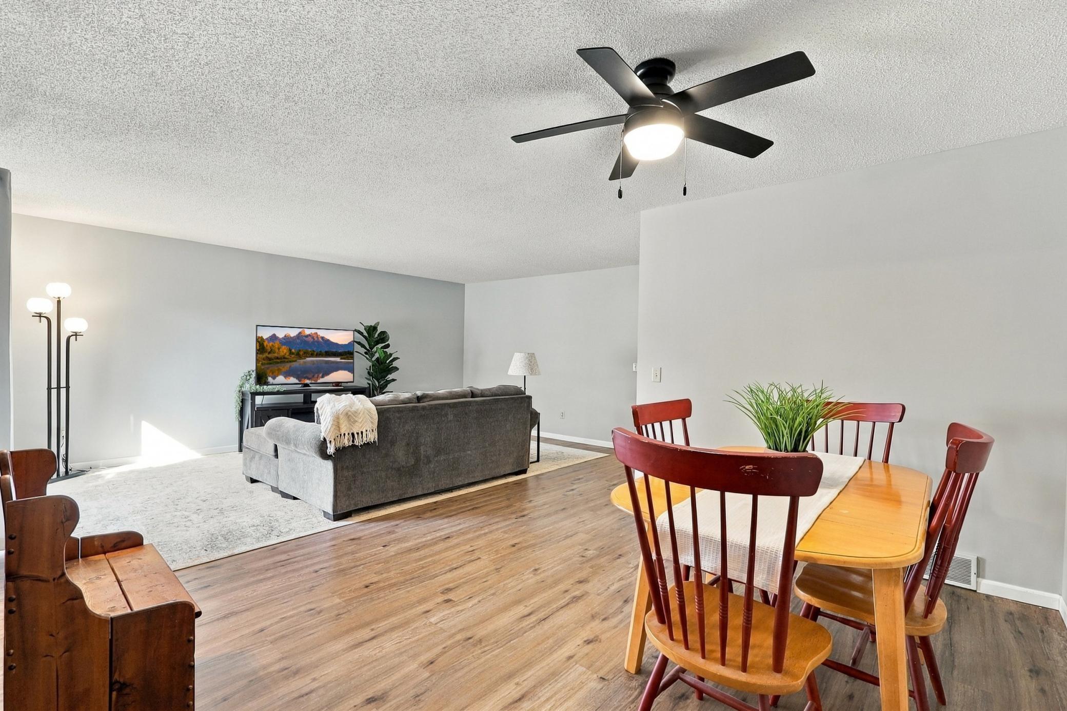View of Residential at 14366 Glenda Drive, Apple Valley MN 55124, Apple Valley (7 of 35) - Mike Wilen | Minnesota Team Real Estate
