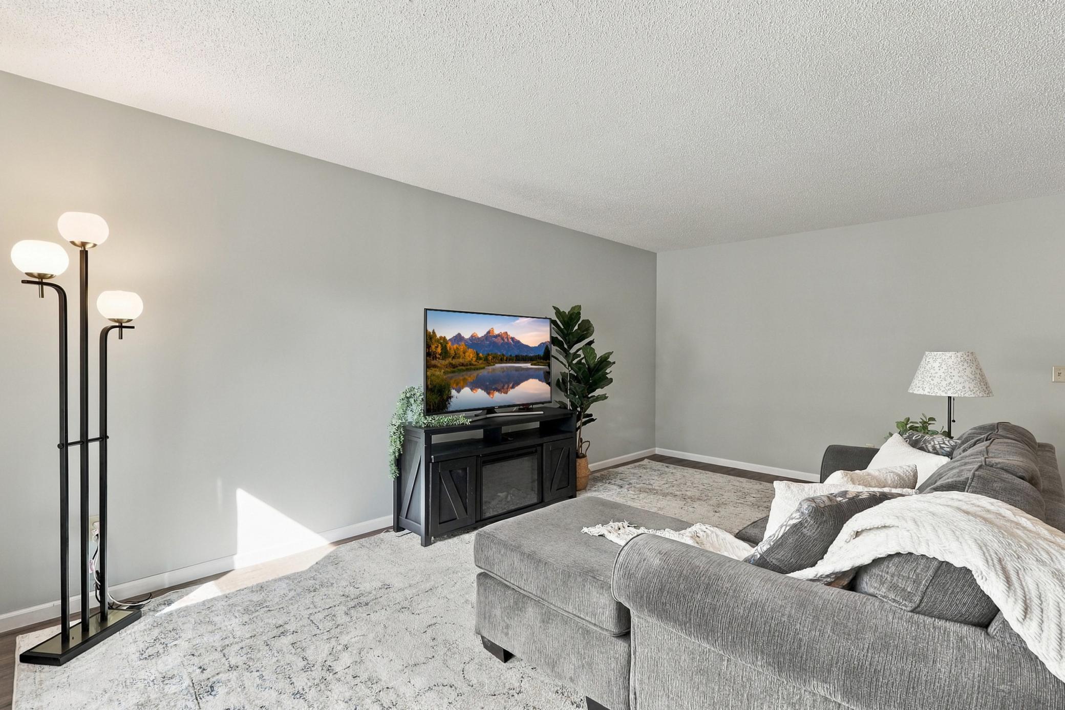 View of Residential at 14366 Glenda Drive, Apple Valley MN 55124, Apple Valley (5 of 35) - Mike Wilen | Minnesota Team Real Estate