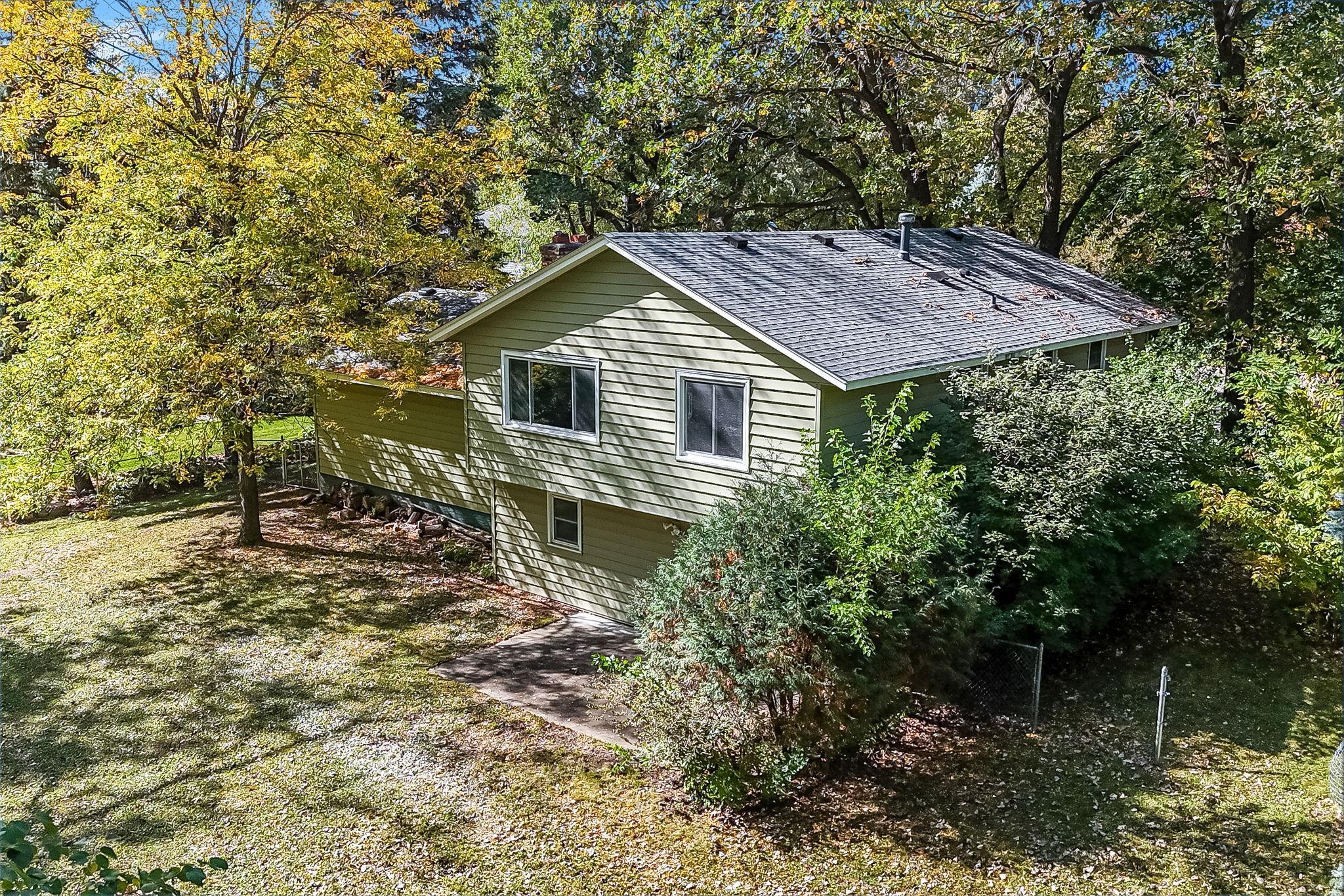 View of Residential at 13205 Manor Boulevard, Burnsville MN 55337, Burnsville (29 of 33) - Mike Wilen | Minnesota Team Real Estate