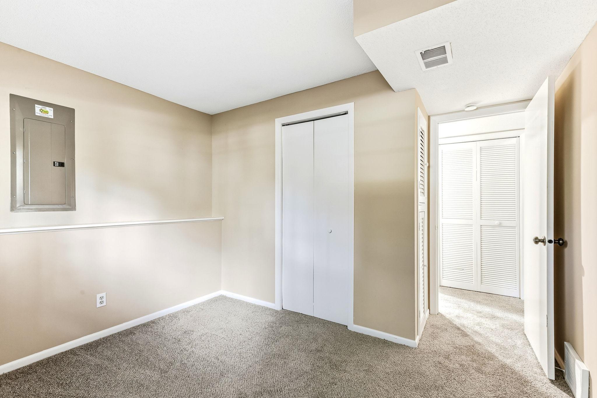 View of Residential at 13205 Manor Boulevard, Burnsville MN 55337, Burnsville (23 of 33) - Mike Wilen | Minnesota Team Real Estate