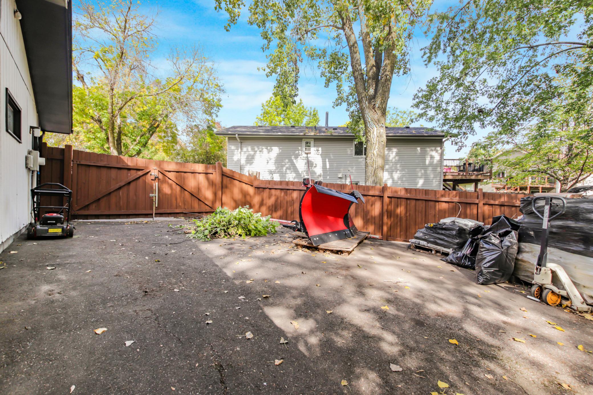 View of Residential at 14625 40th Place, Plymouth MN 55446, Plymouth (36 of 48) - Mike Wilen | Minnesota Team Real Estate