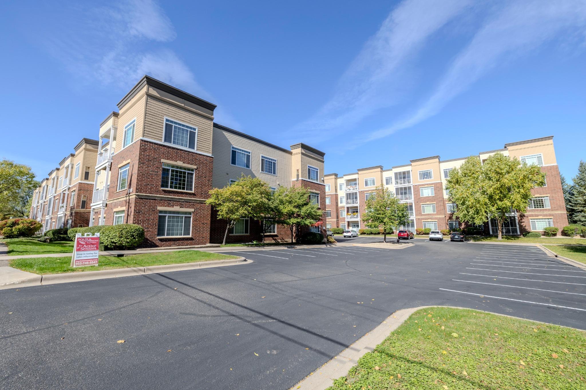 View of Residential at 8200 33rd Street #323, Saint Louis Park MN 55426, Saint Louis Park (20 of 35) - Mike Wilen | Minnesota Team Real Estate