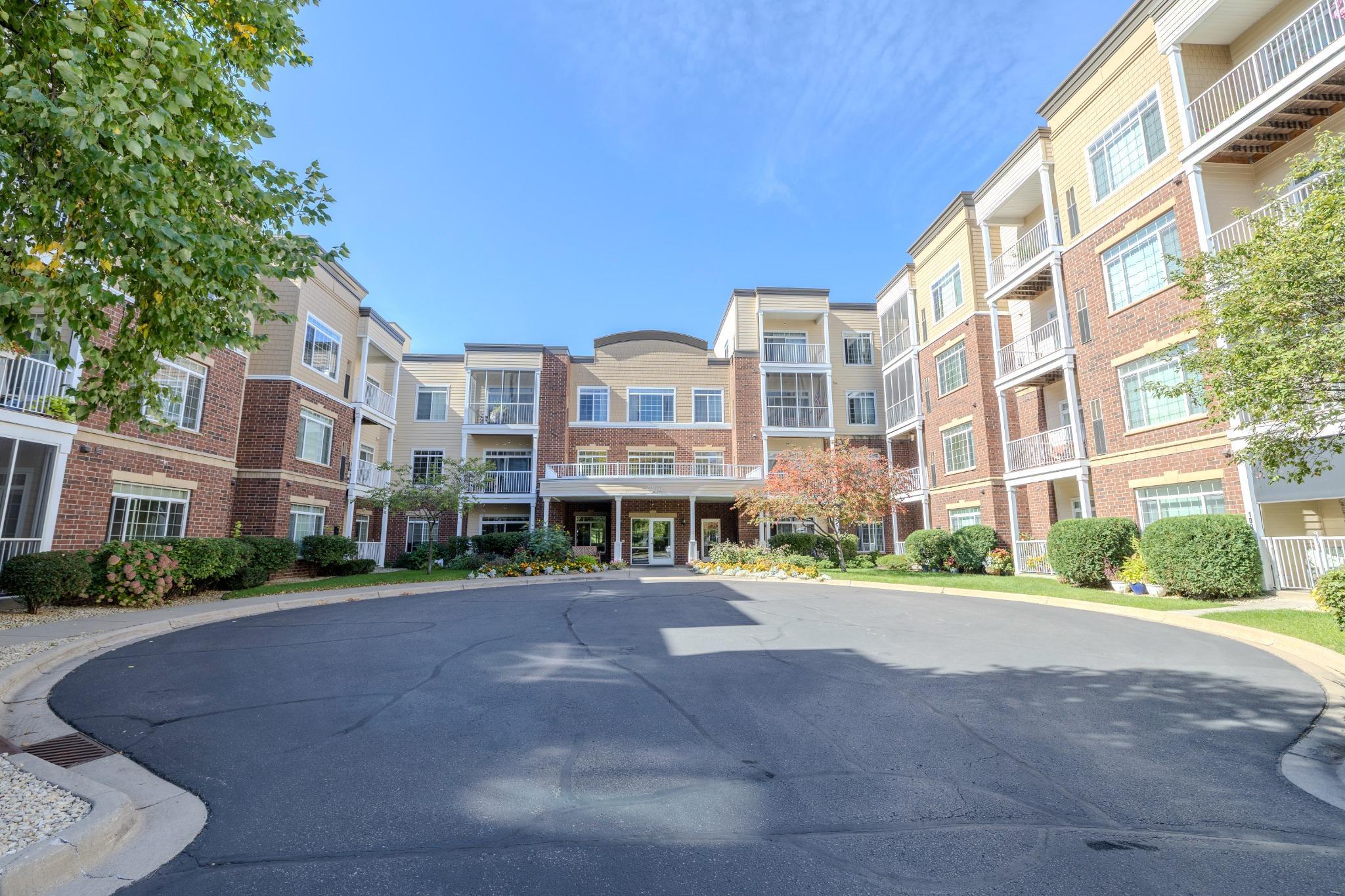 View of Residential at 8200 33rd Street #323, Saint Louis Park MN 55426, Saint Louis Park (22 of 35) - Mike Wilen | Minnesota Team Real Estate